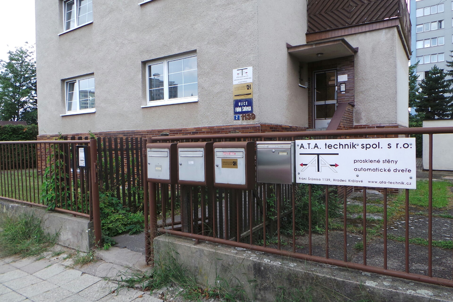 JUDr. Kamil Podroužek