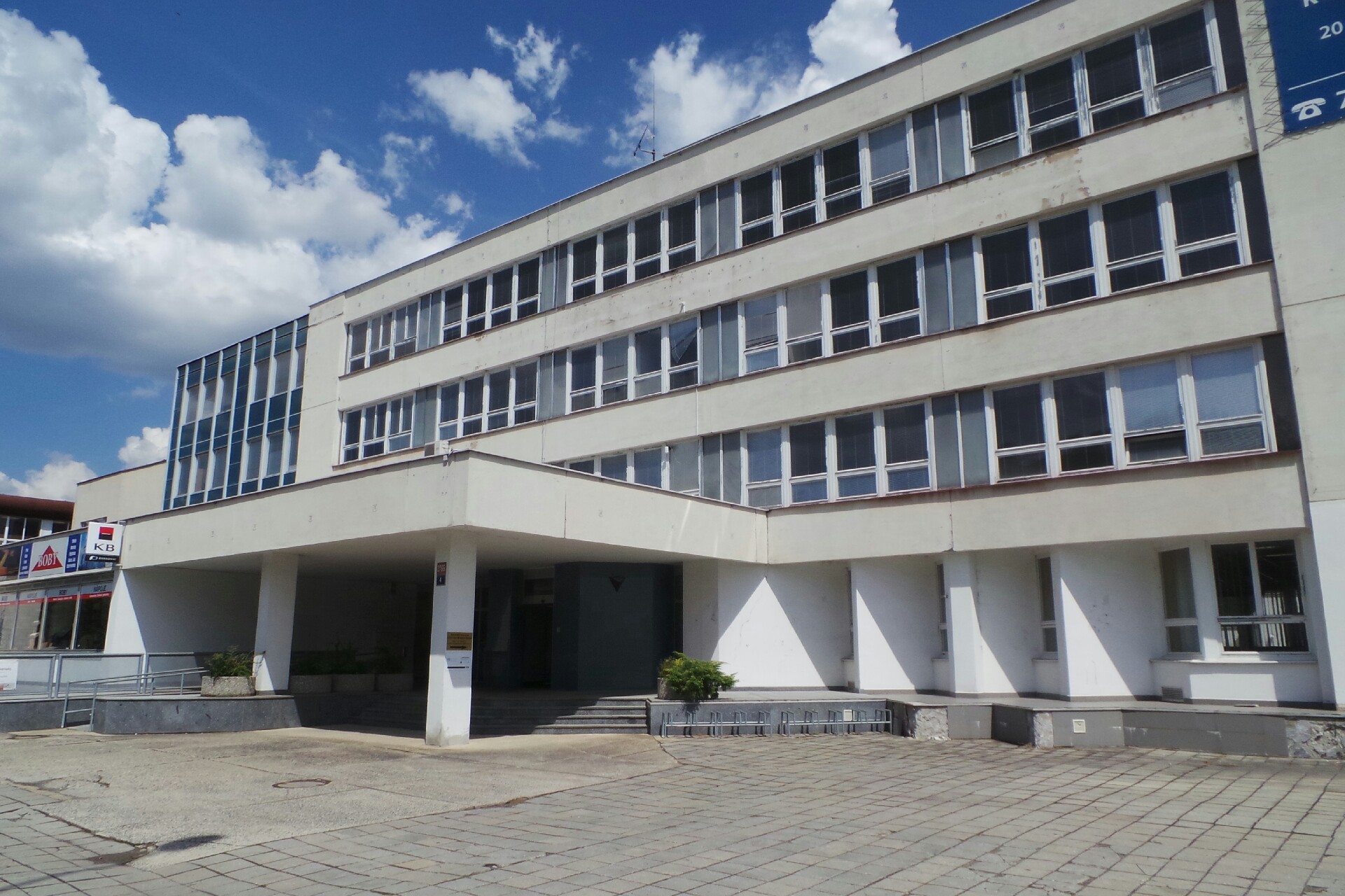 JUDr. Ing. Miroslav Nosek, advokát