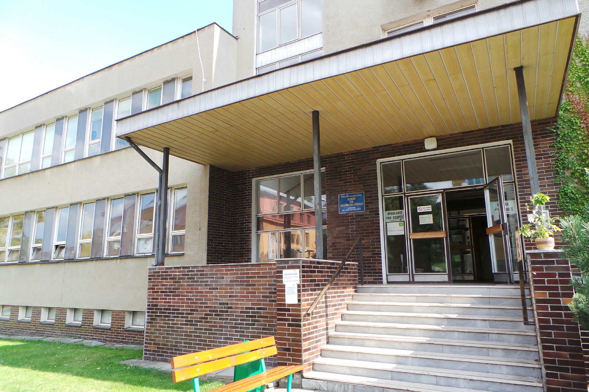 Ortopedická ambulance - Fakultní nemocnice Olomouc