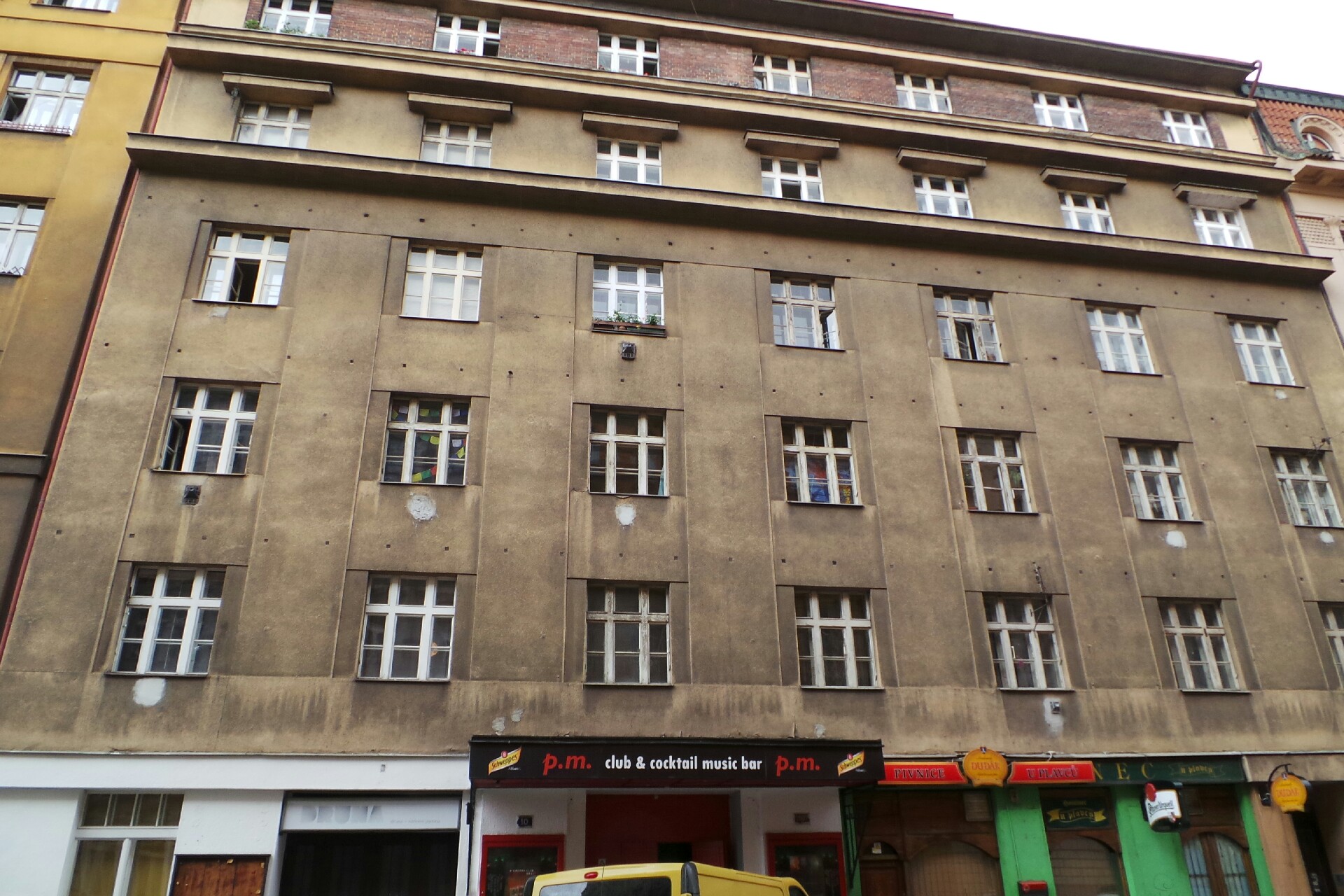 CEFI - Centrum Finanční Inteligence