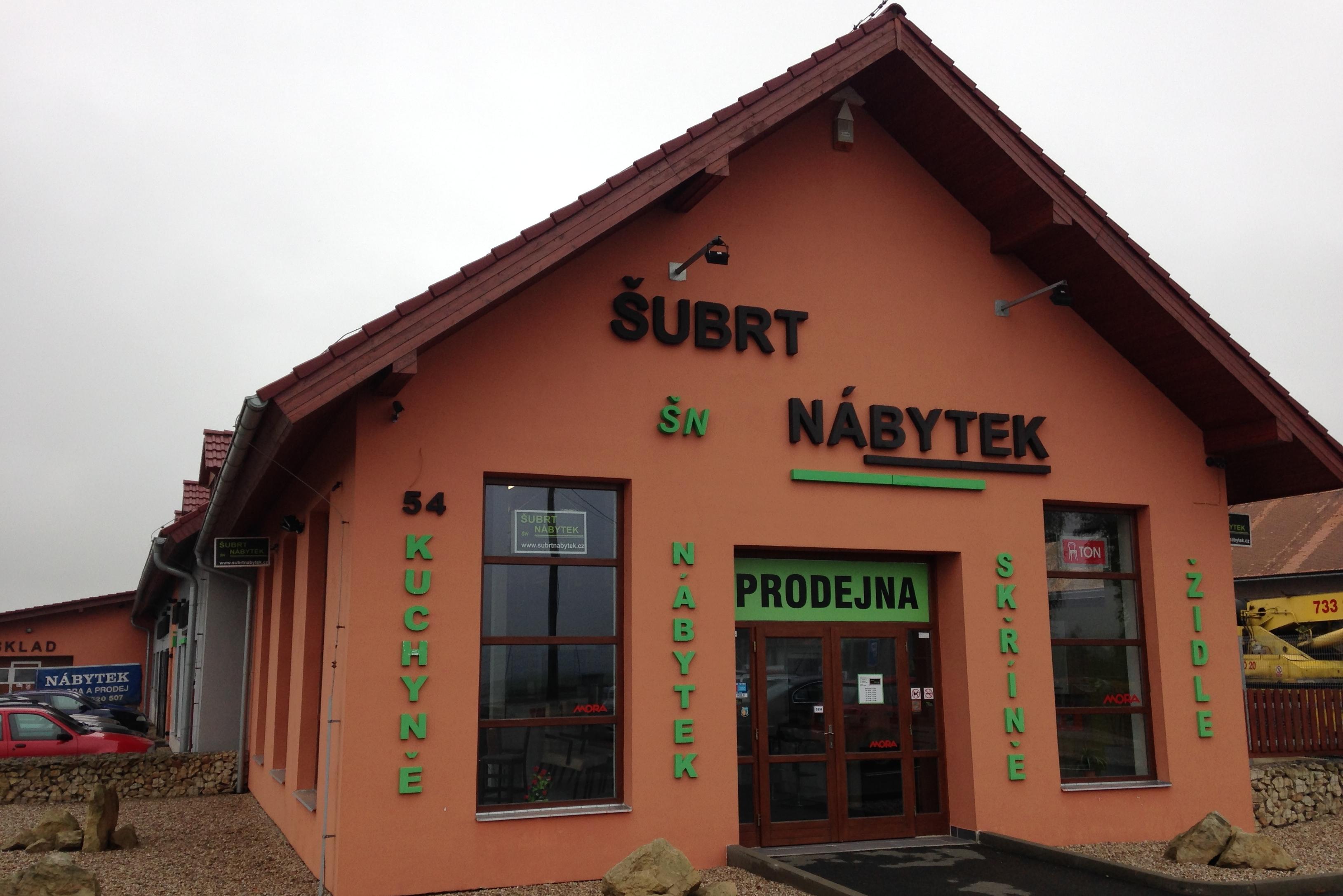 ŠUBRT NÁBYTEK