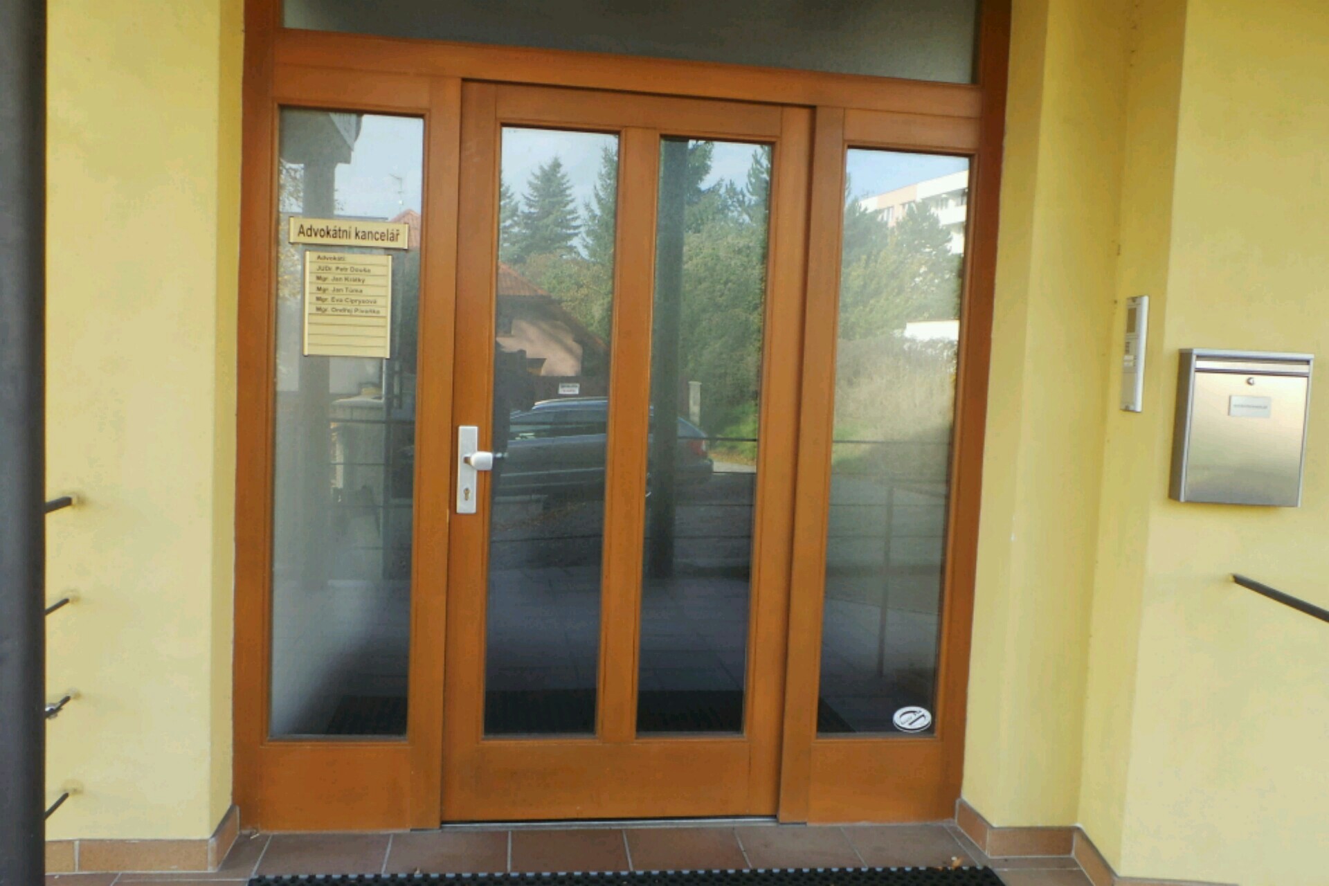 Mgr. Eva Ciprysová, advokátka