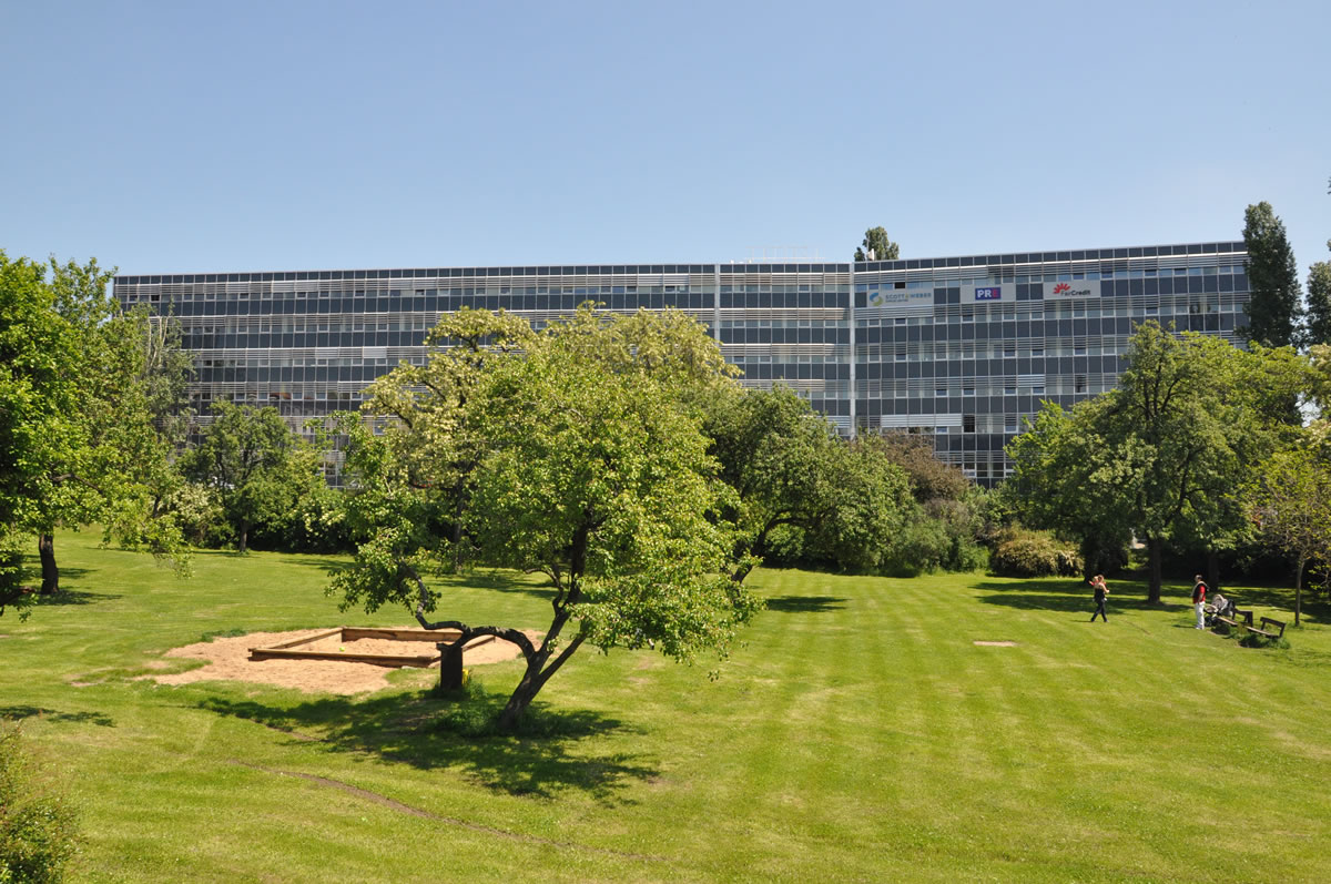 Scott & Weber - Zázemí na klíč foto 2