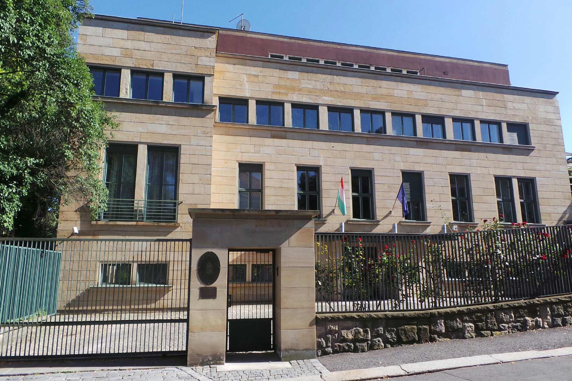 Maďarsko - Velvyslanectví Maďarské republiky