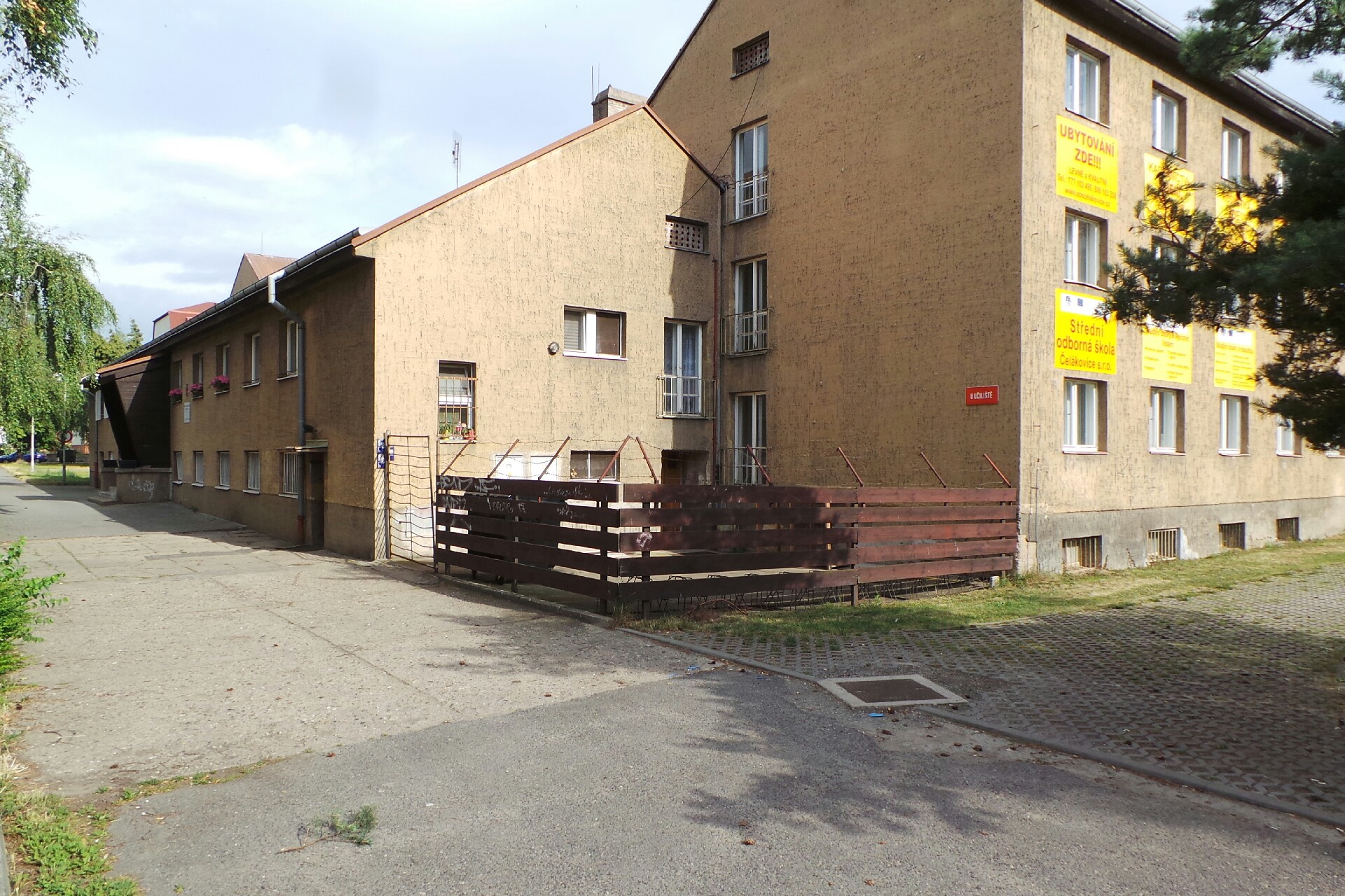 Střední odborná škola Čelákovice - domov mládeže