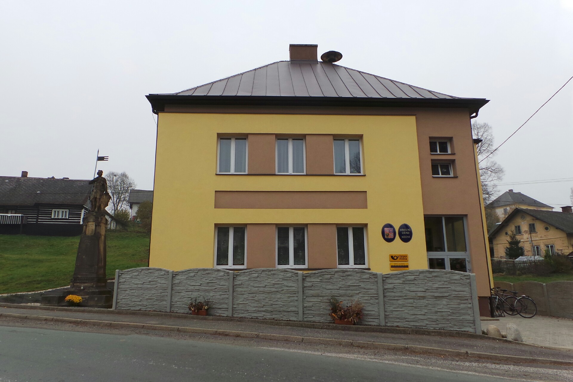 Mříčná - obecní úřad