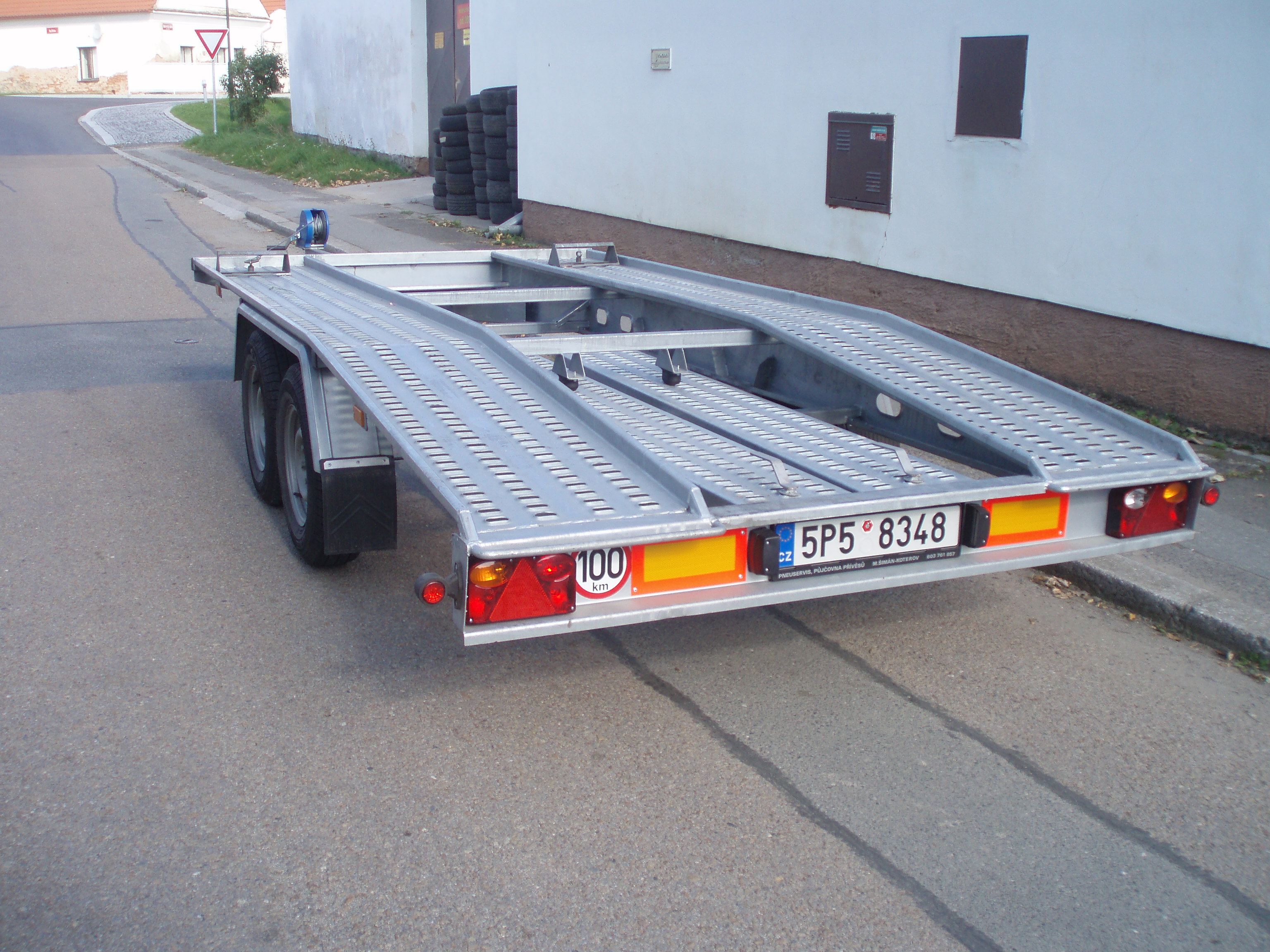 Půjčovna přívěsů Šimán foto 3