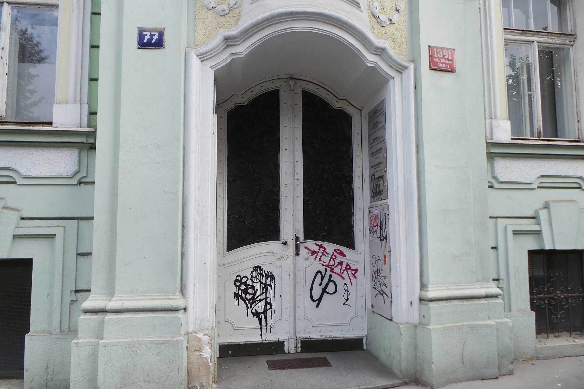 Ing. Tomáš Buňata - Kamery-telefony