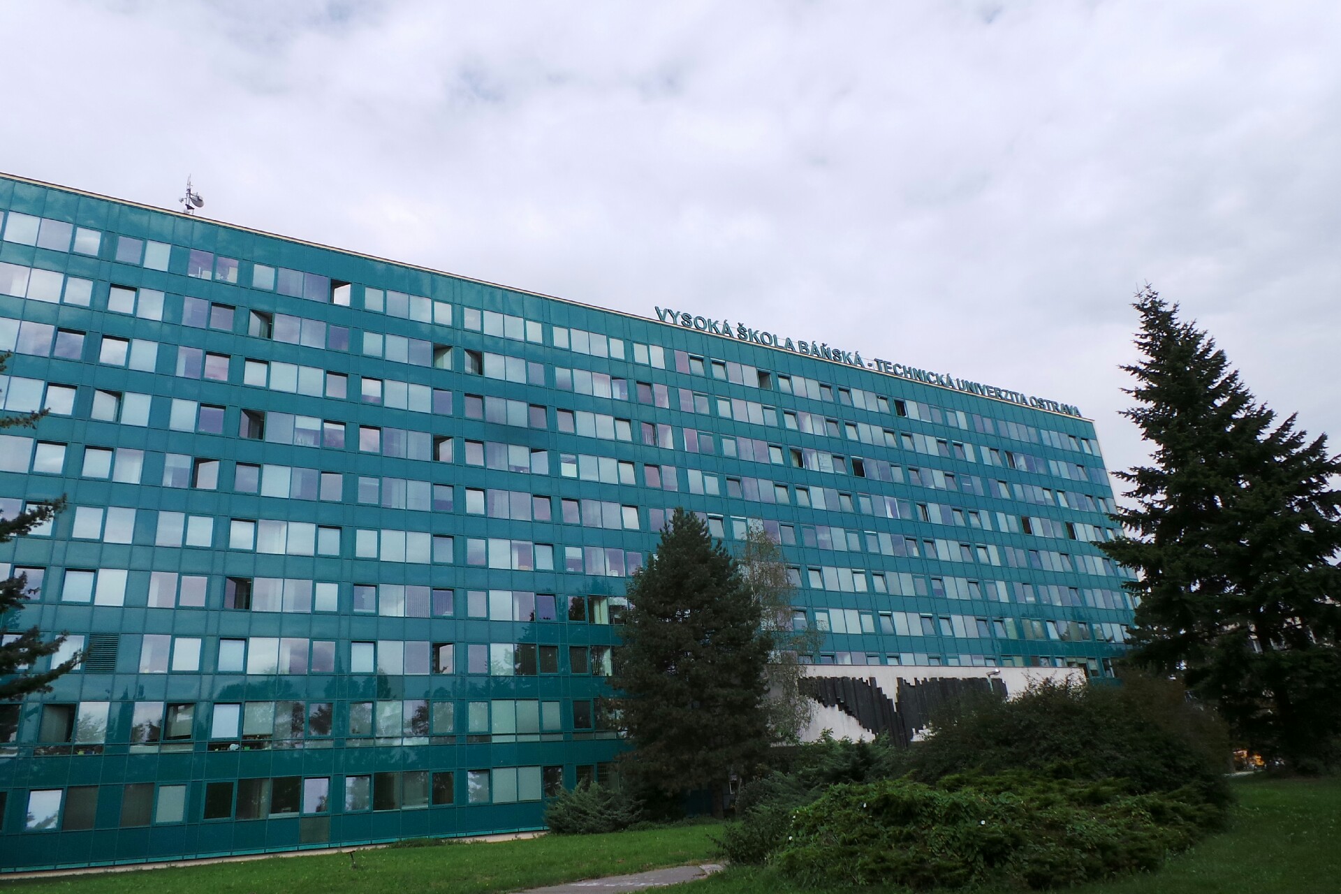 Vysoká škola báňská - Technická univerzita Ostrava - Katedra výrobních strojů a konstruování Fakulty strojní