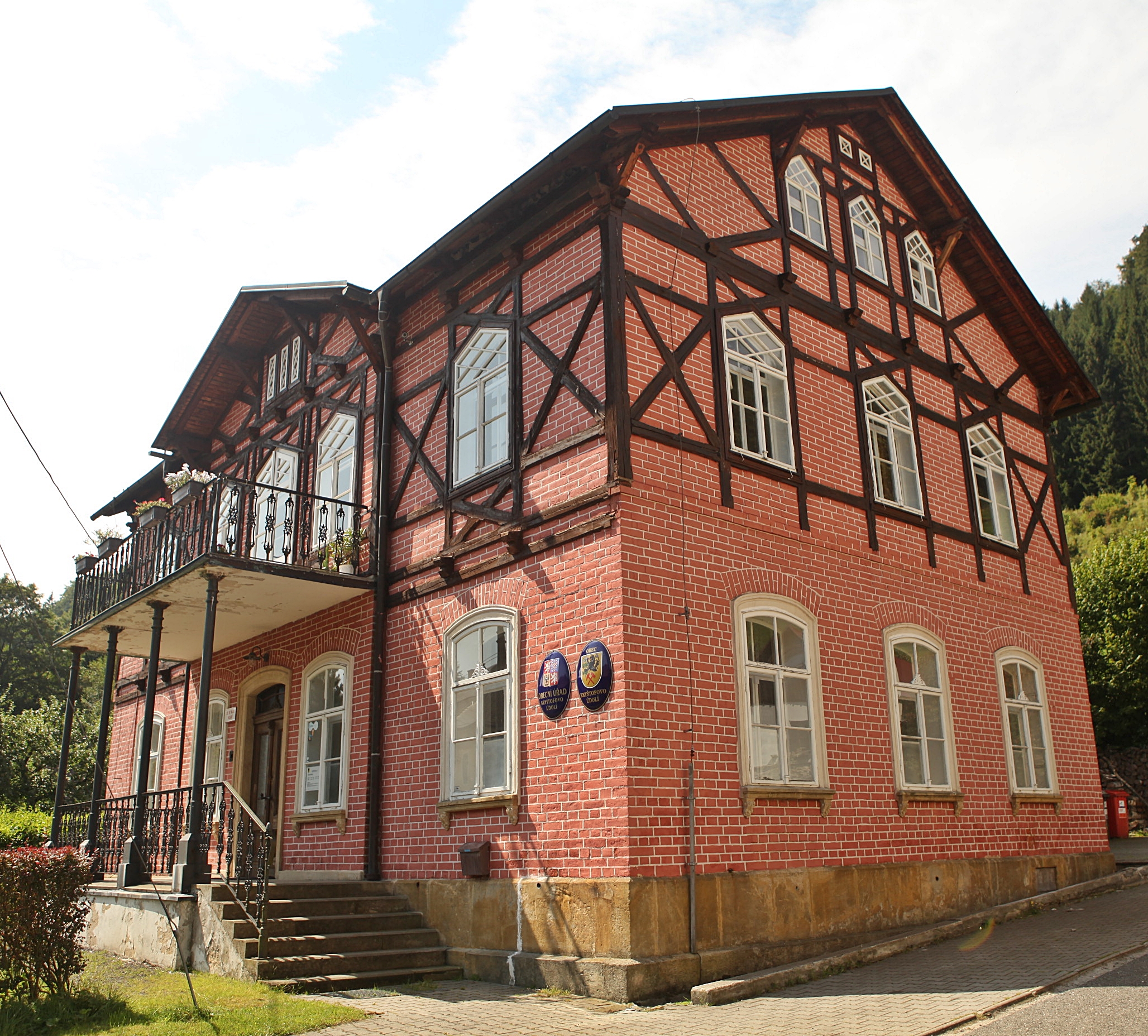 Kryštofovo Údolí - obecní úřad foto 3