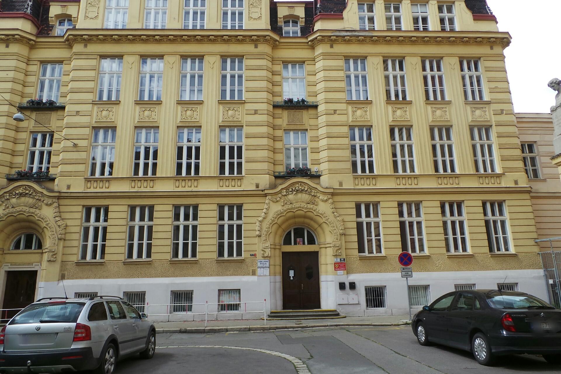 ZŠ a MŠ Brno, Křenová