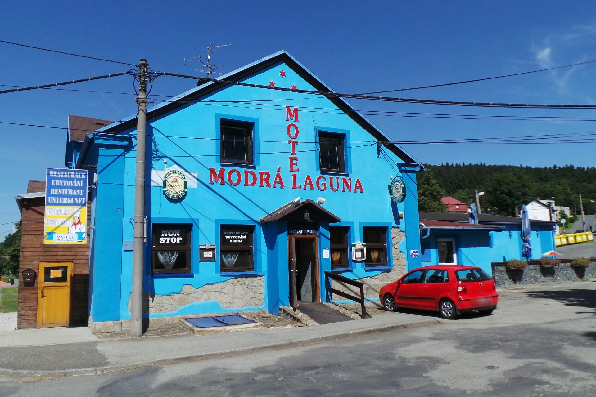 Motel Modrá laguna