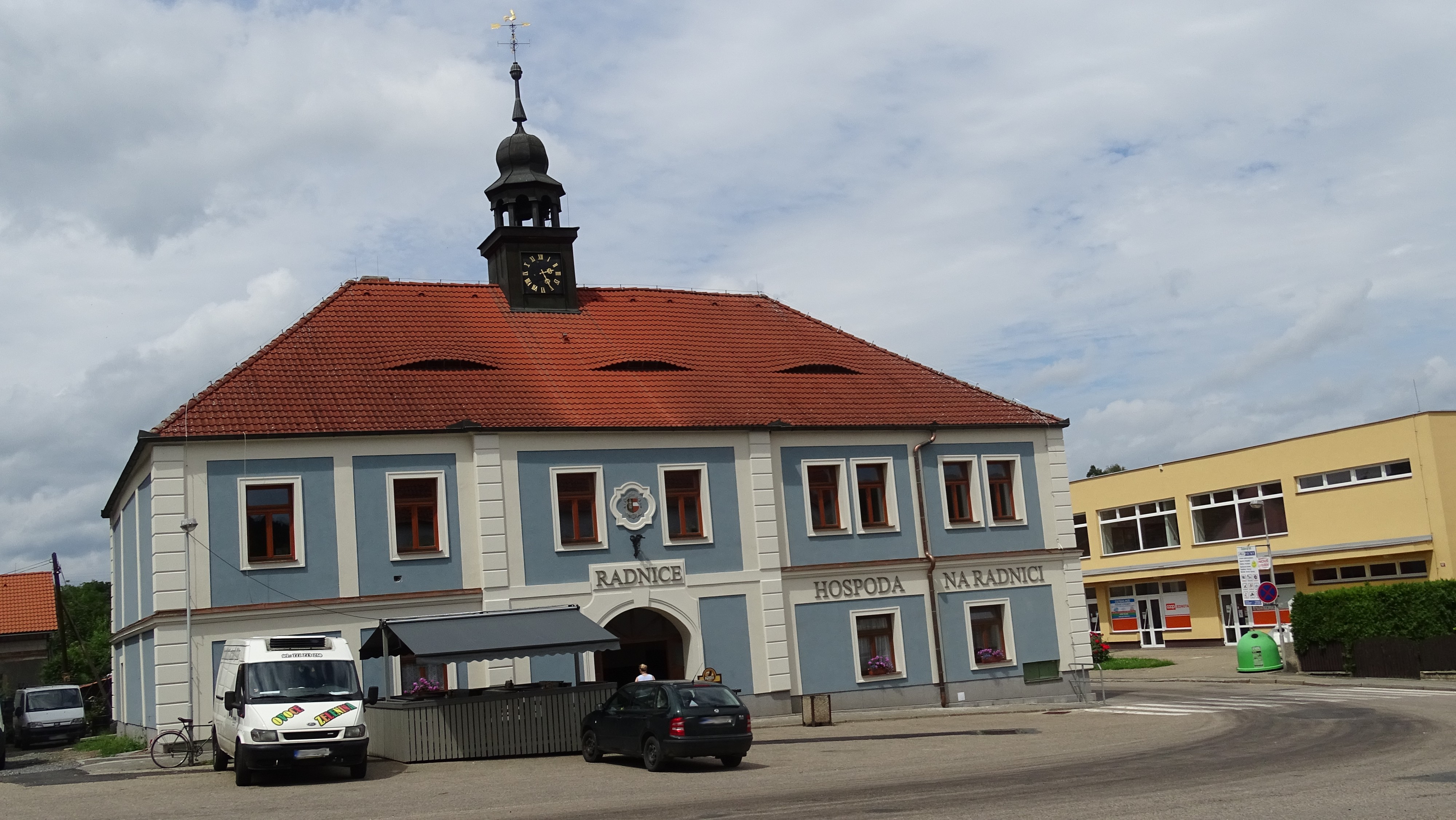 Netvořice - úřad městyse foto 3