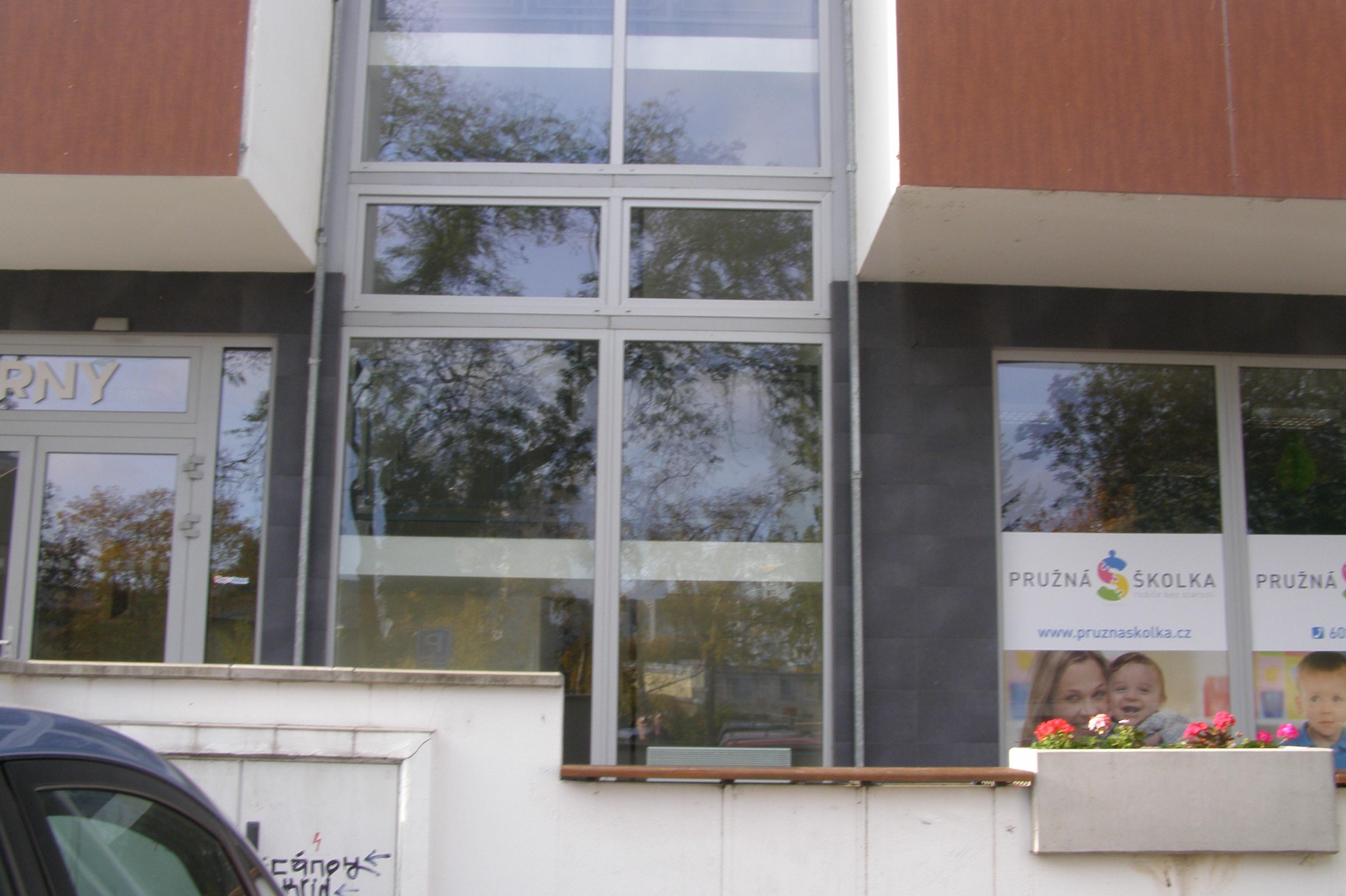 Ajurvédské kosmetické a masérské studio Maky