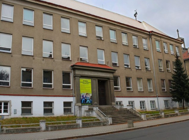 Obchodní akademie a Střední odborná škola logistická, Opava foto 2