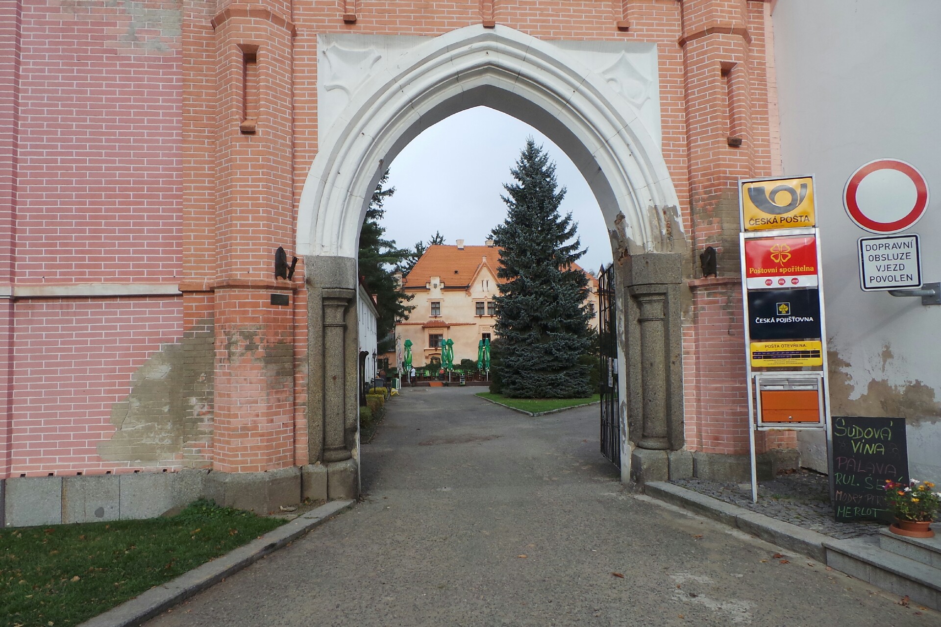 Pošta Vrchotovy Janovice