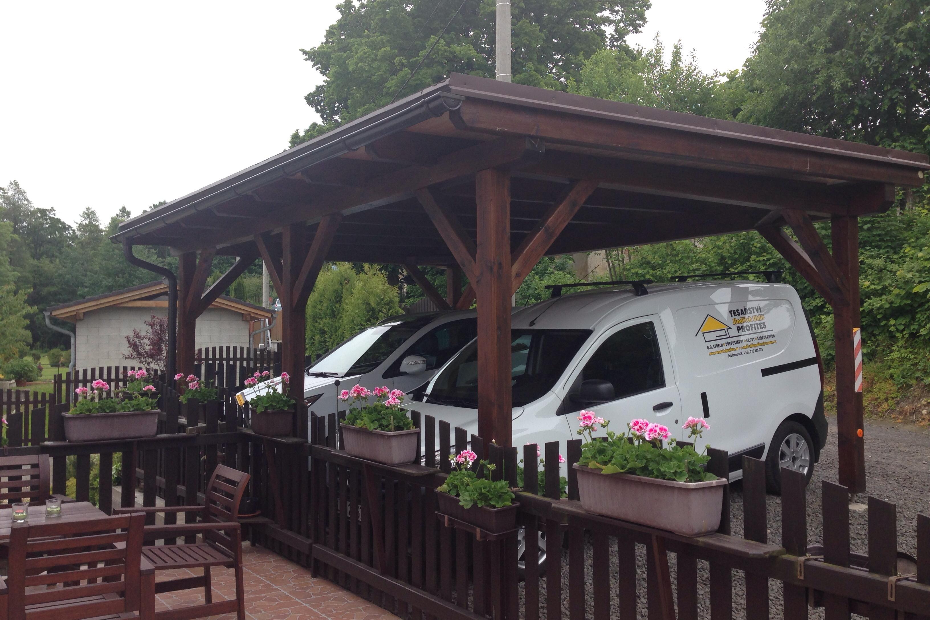 Tesařství Jindřich Uhlíř - Profites