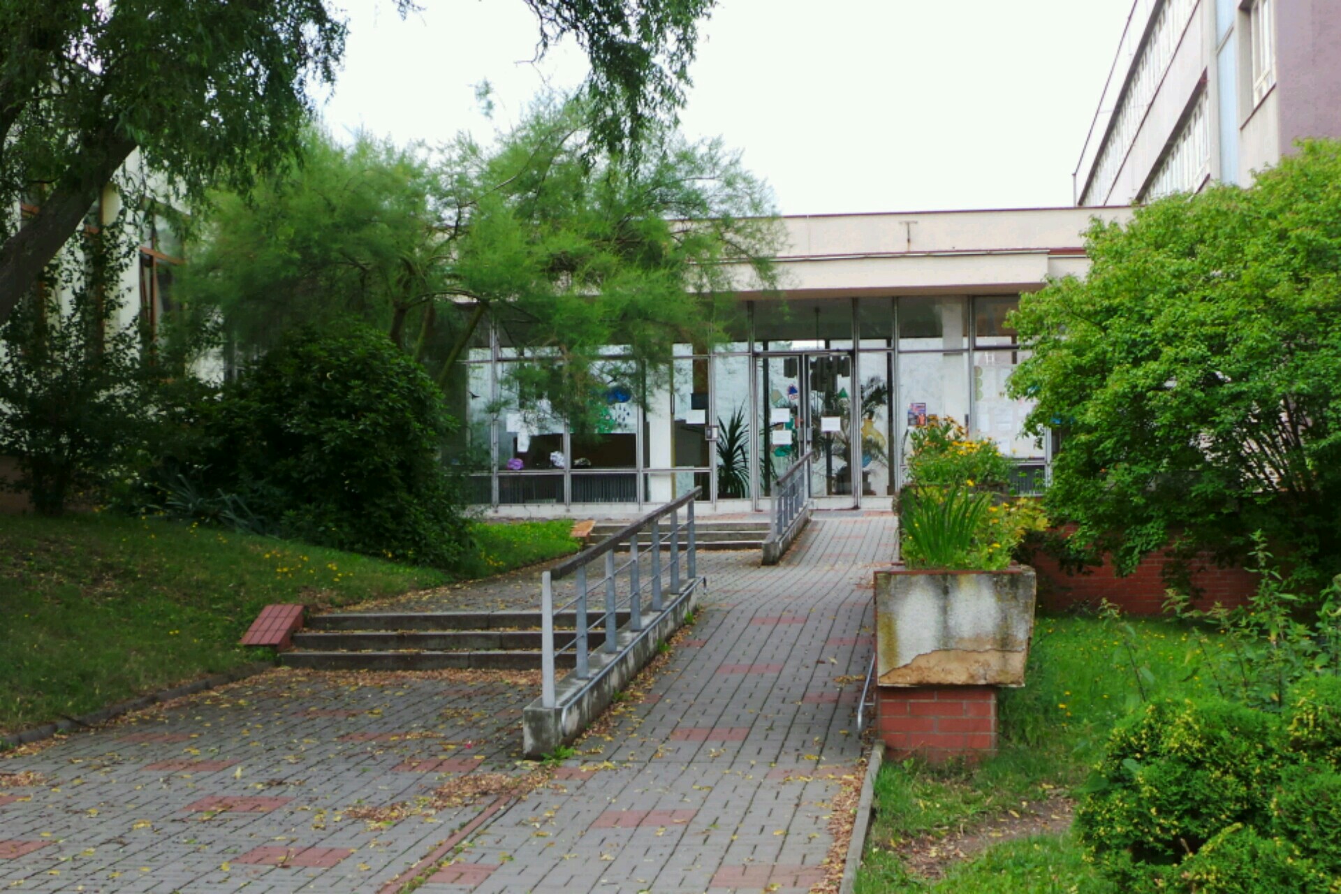 ZŠ a MŠ pro sluchově postižené - pedagogické centrum