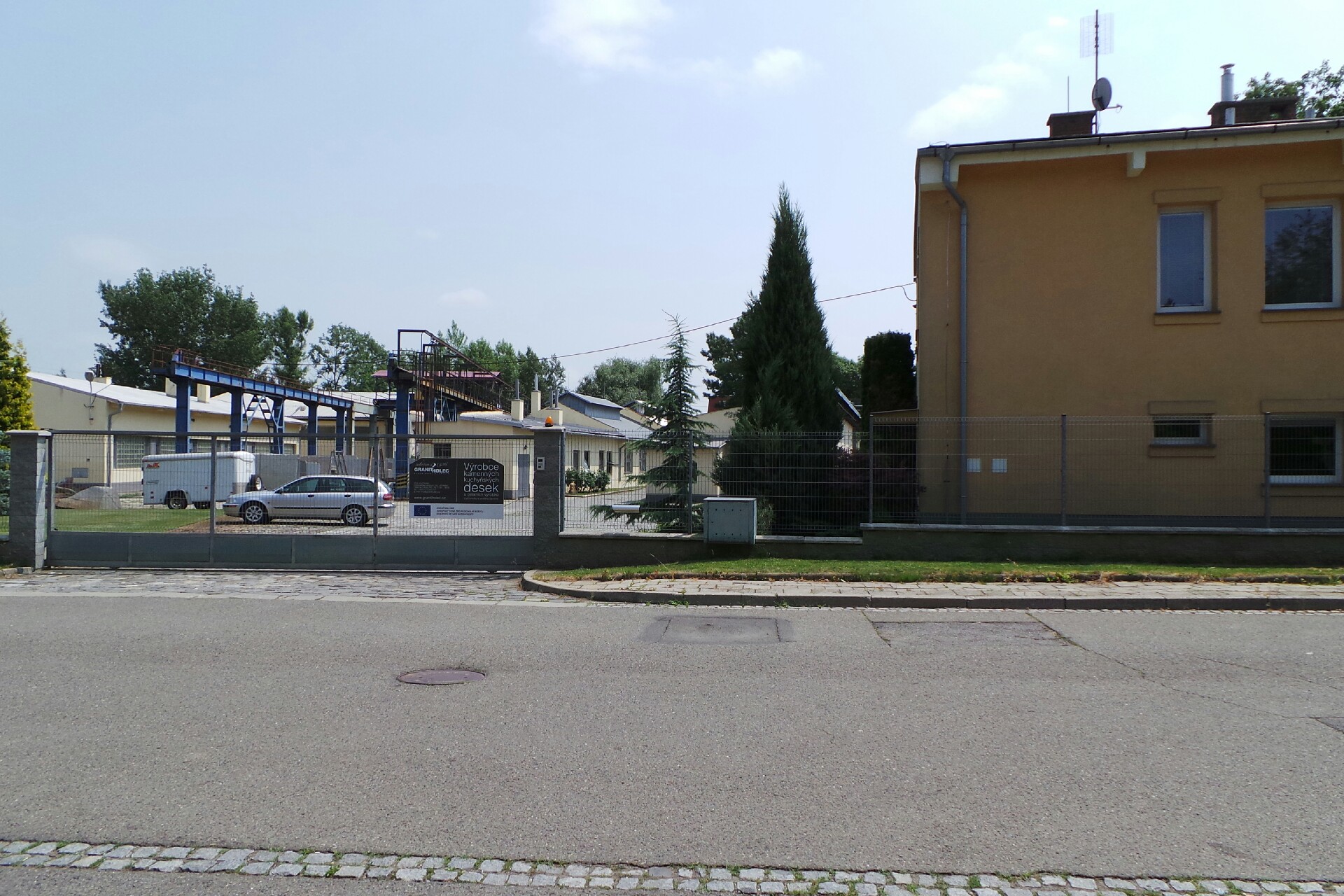 GRANIT HOLEC, spol. s r.o.