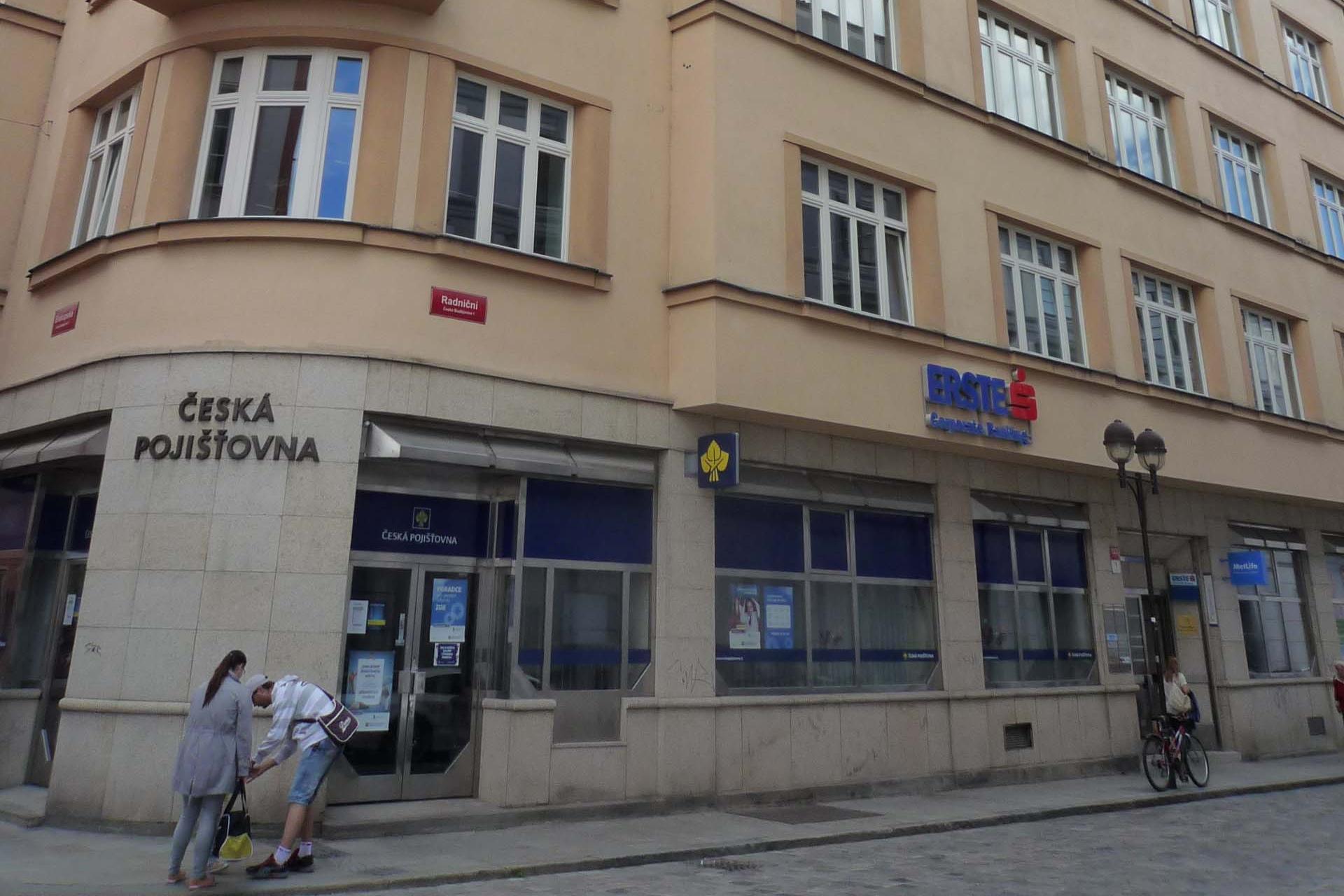 Jazyková škola Skřivánek