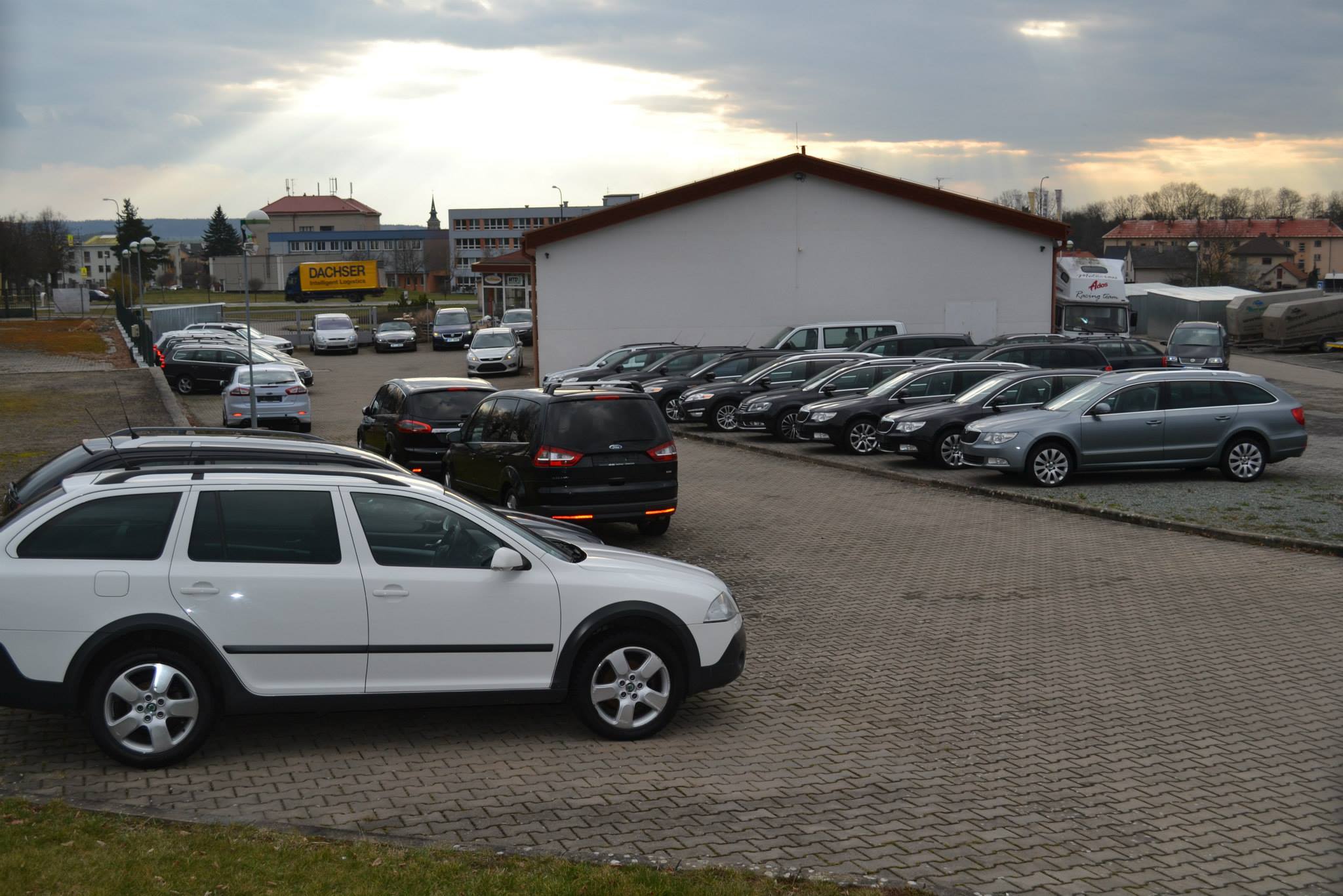 V.I.P. DYNAMIC CARS - prodej vozidel foto 4