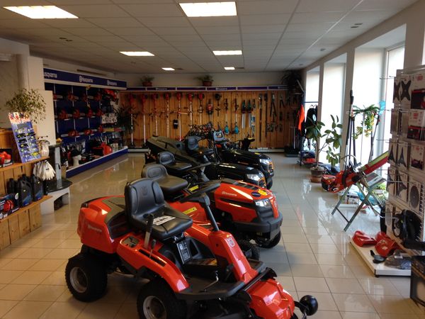Husqvarna Klatovy () Husqvarna Klatovy