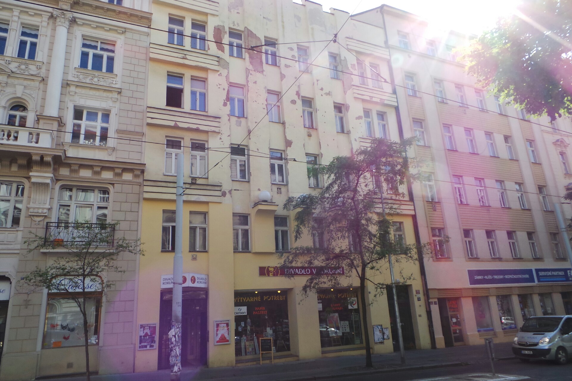 Apoštolská církev, sbor bez hranic Praha foto 2