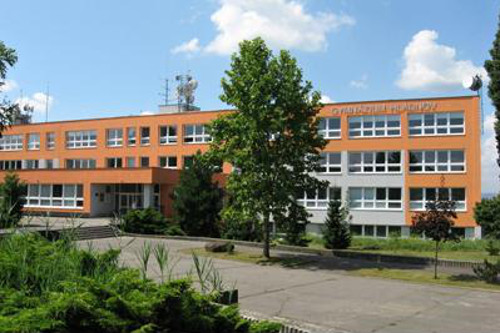 Gymnázium Hladnov a Jazyková škola s právem státní jazykové zkoušky, Ostrava