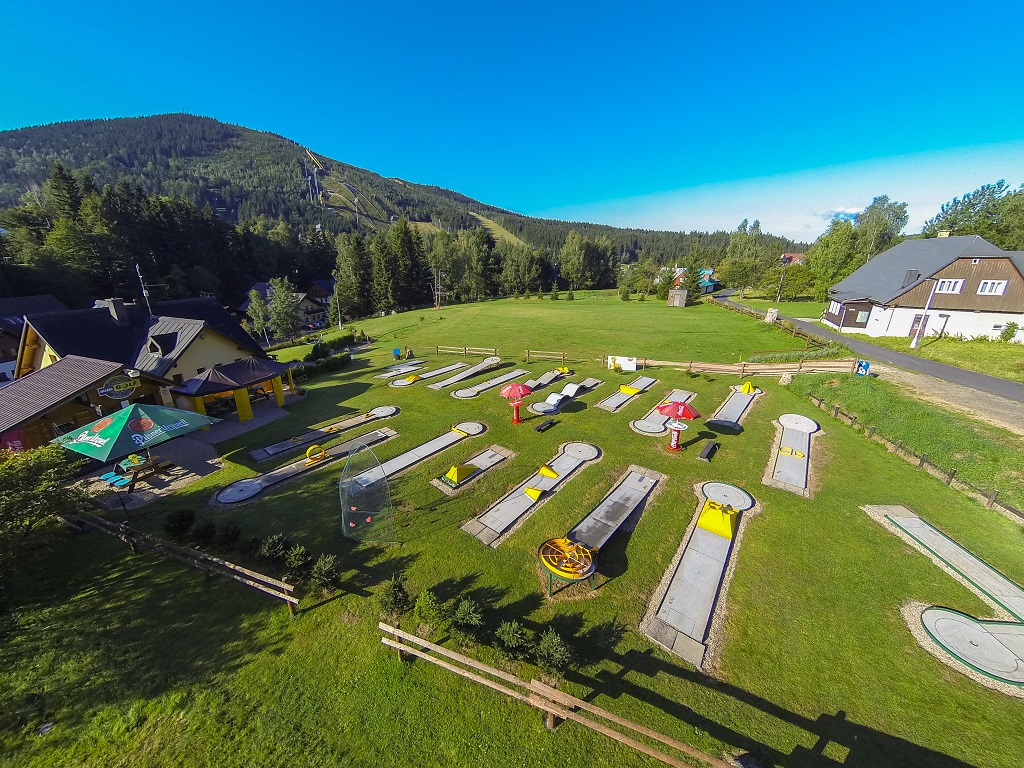 MINIGOLF Harrachov foto 2