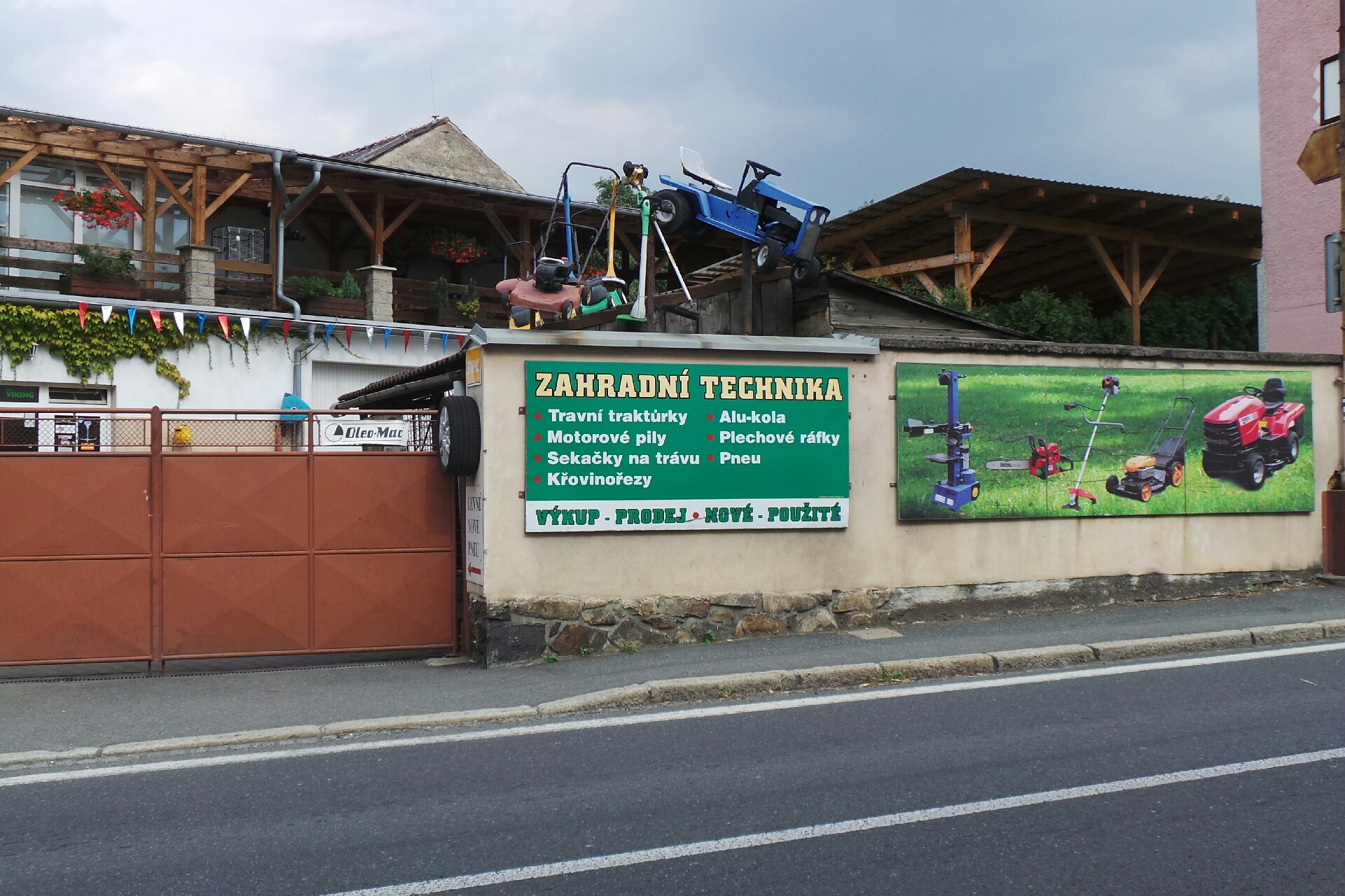 BOBEK - zahradní technika