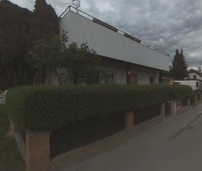 Nešpůrek - výroba hmoždinek, lisování plastů foto 2