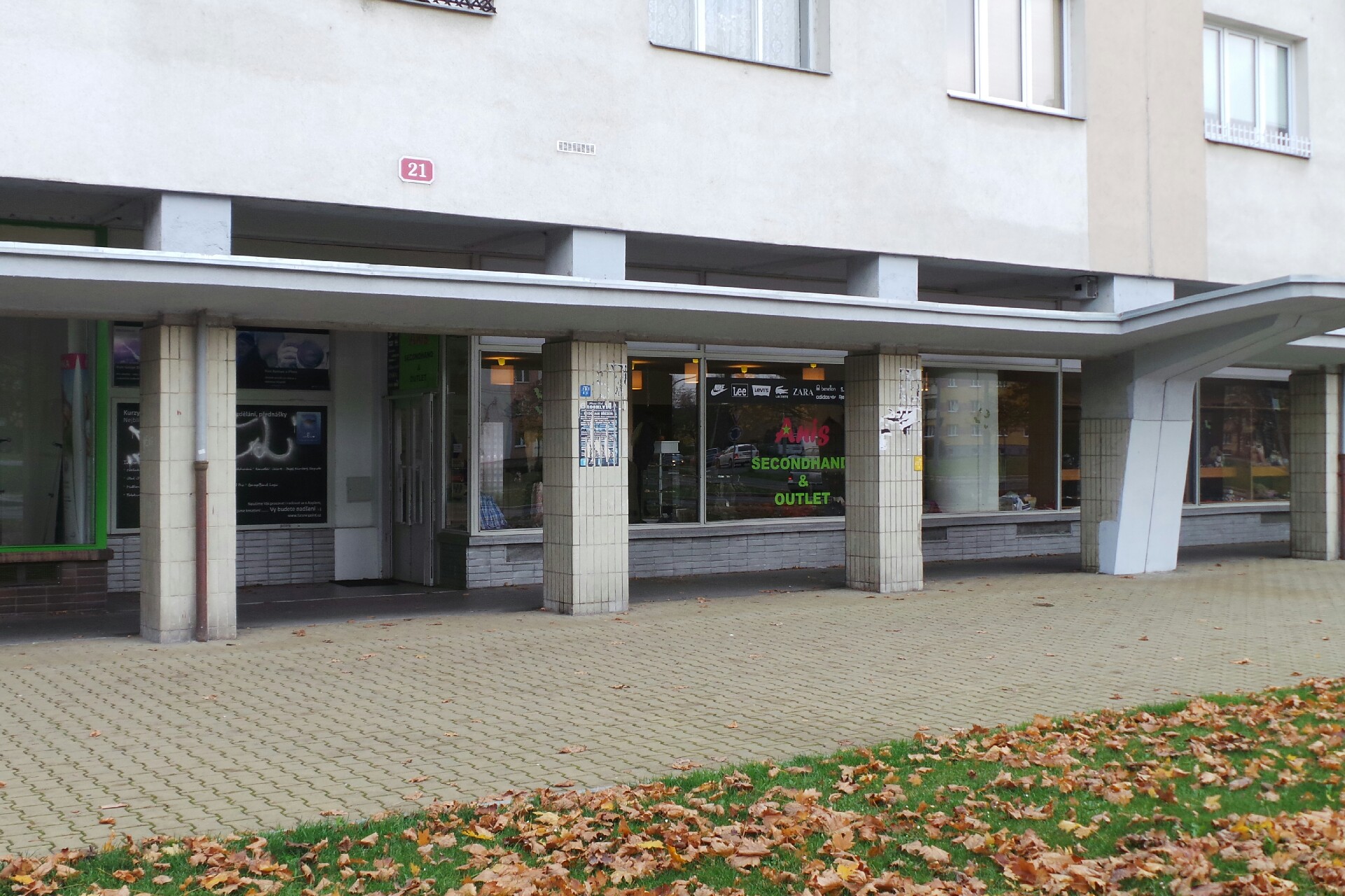 Second hand & outlet Anis