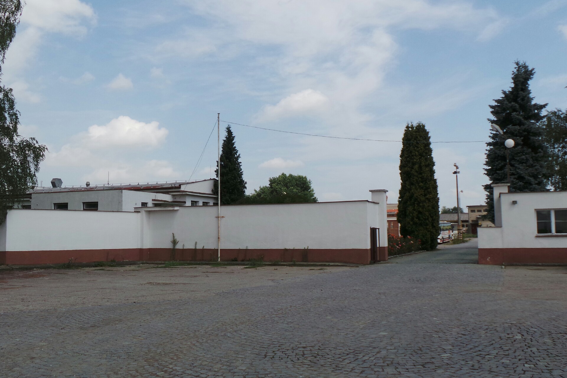 READY LINE s.r.o. - městský mobiliář