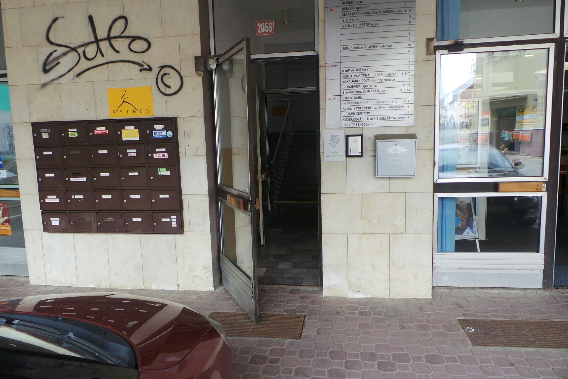 JUDr. Alena Tomaidesová