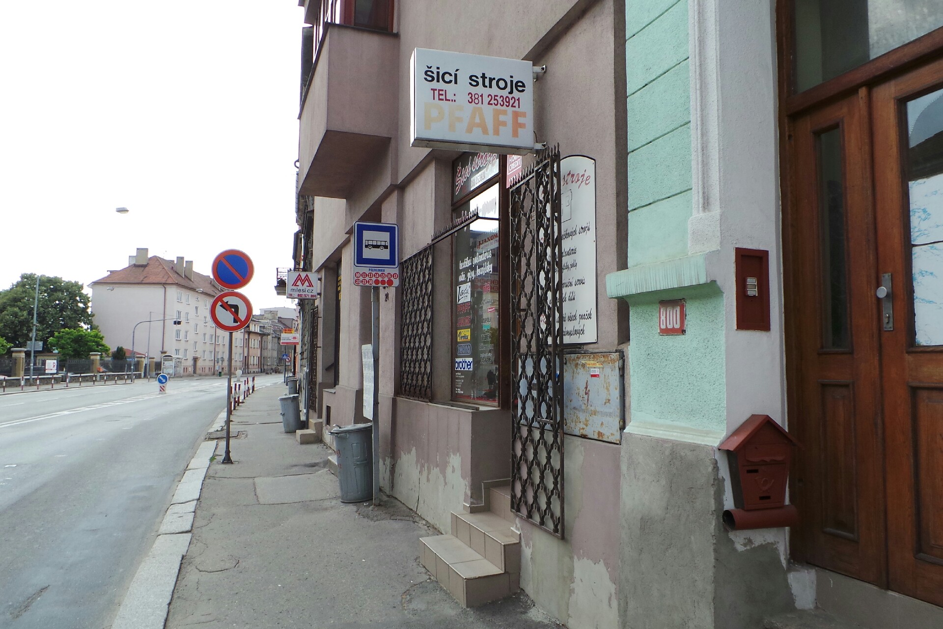 Šicí stroje - Jana Průchová