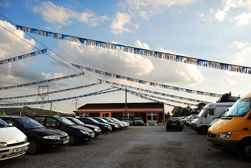 A+V AUTOBAZAR ROSICE foto 2