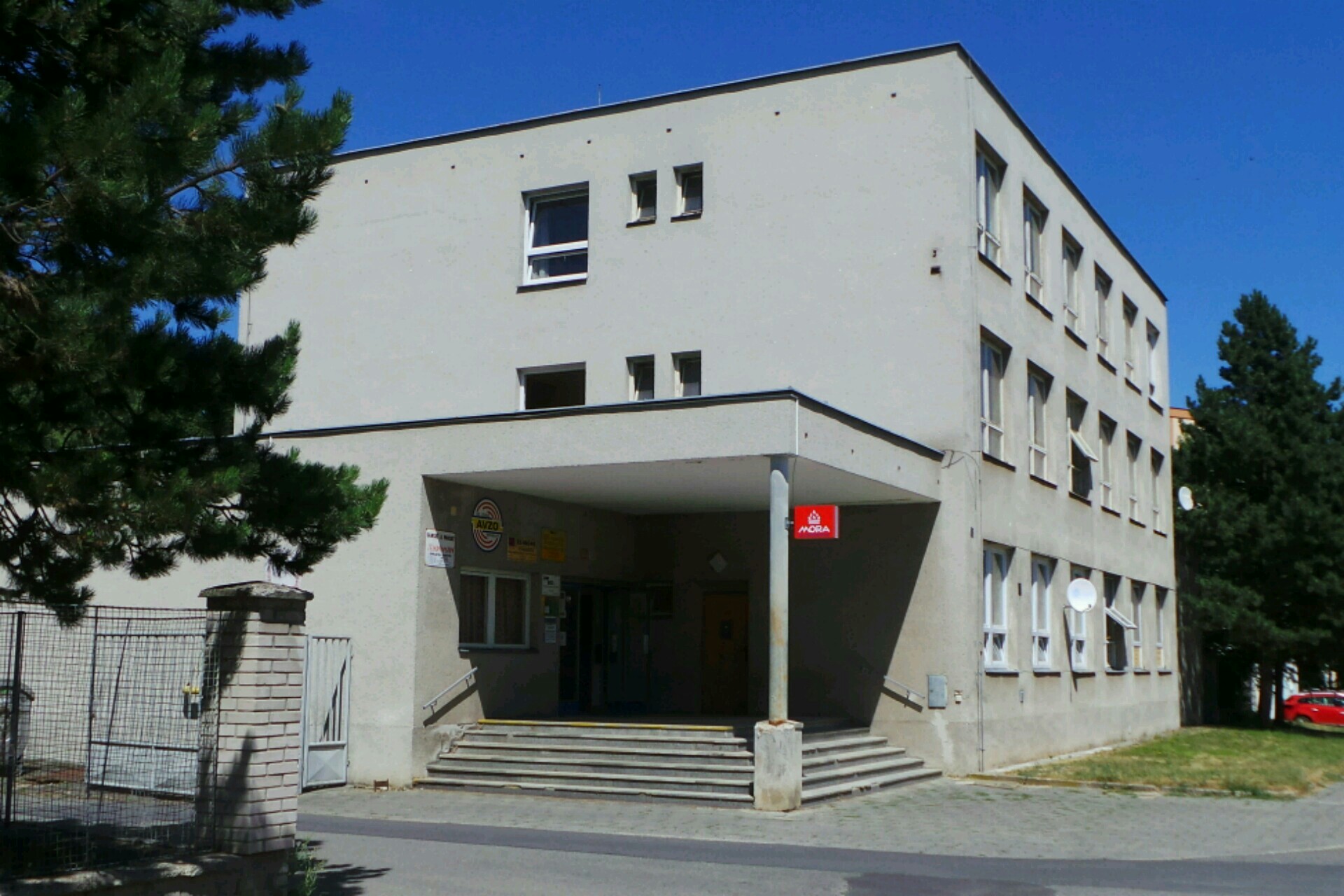 HOES Hradec Králové, spol. s r.o.