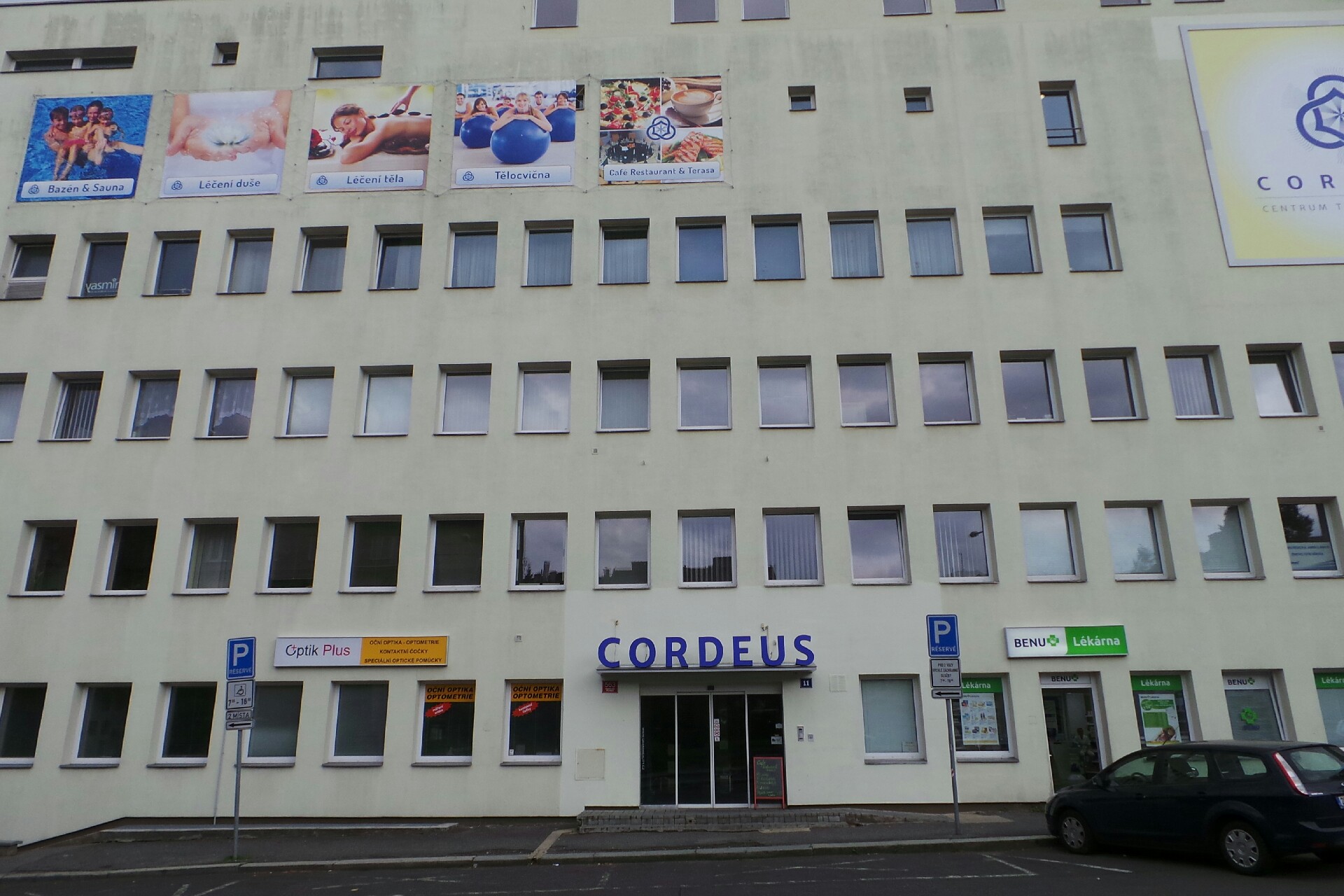 MUDr. Larissa Mařanová foto 1