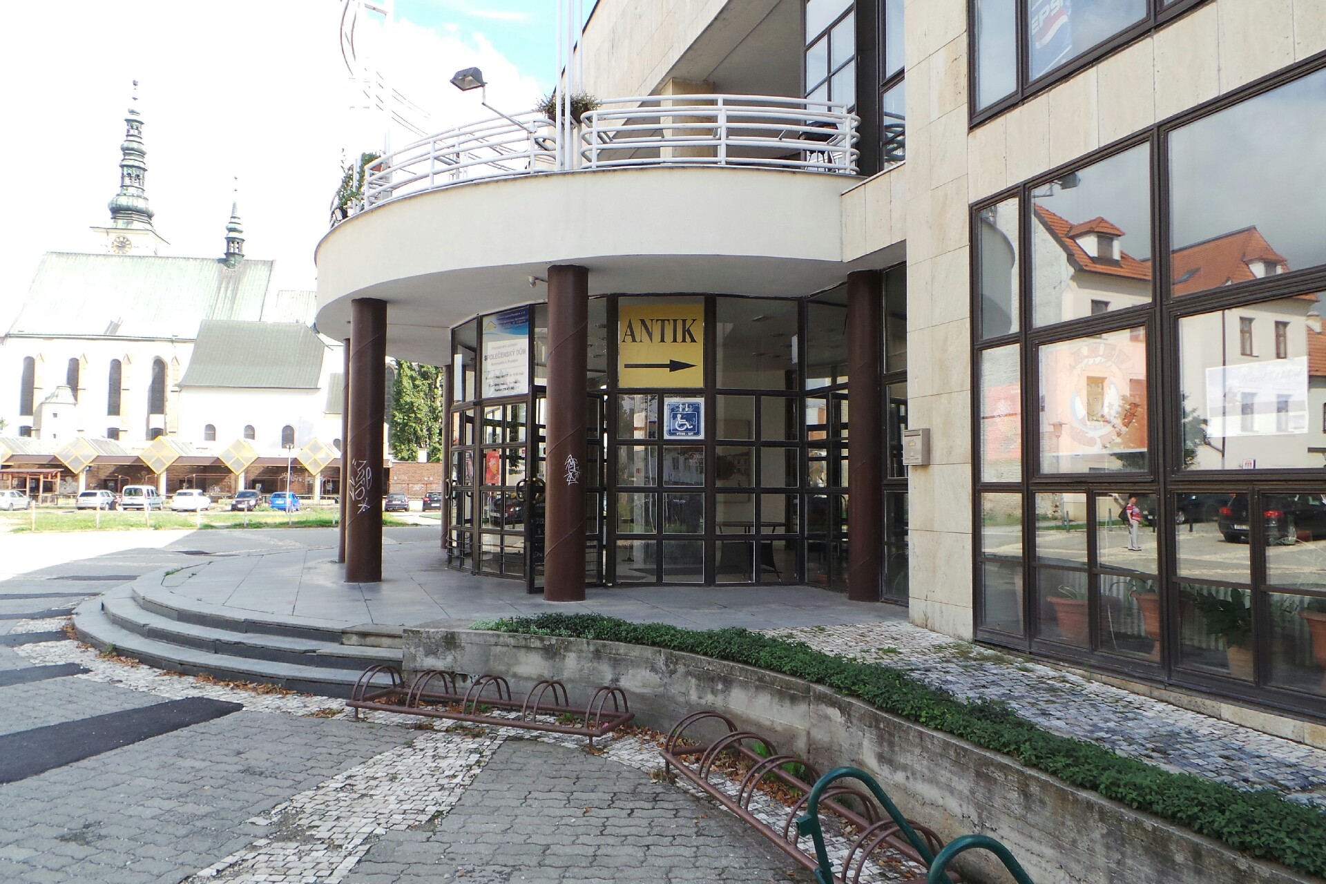 STAROŽITNOSTI ANTIK