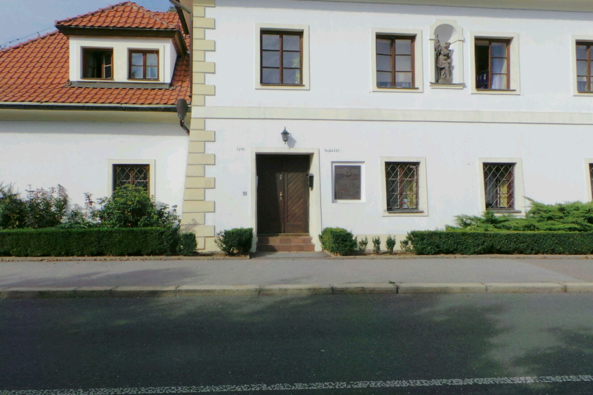 Mgr. Peter Klobušický, advokát