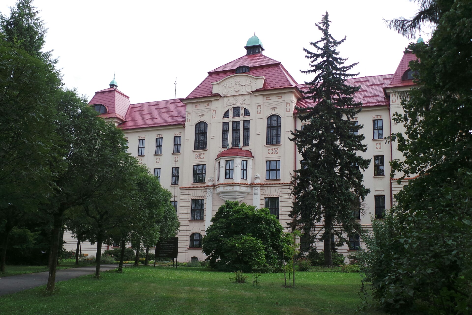Mateřská škola, základní škola a střední škola pro sluchově postižené, Valašské Meziříčí, Vsetínská 454 - tříleté obory
