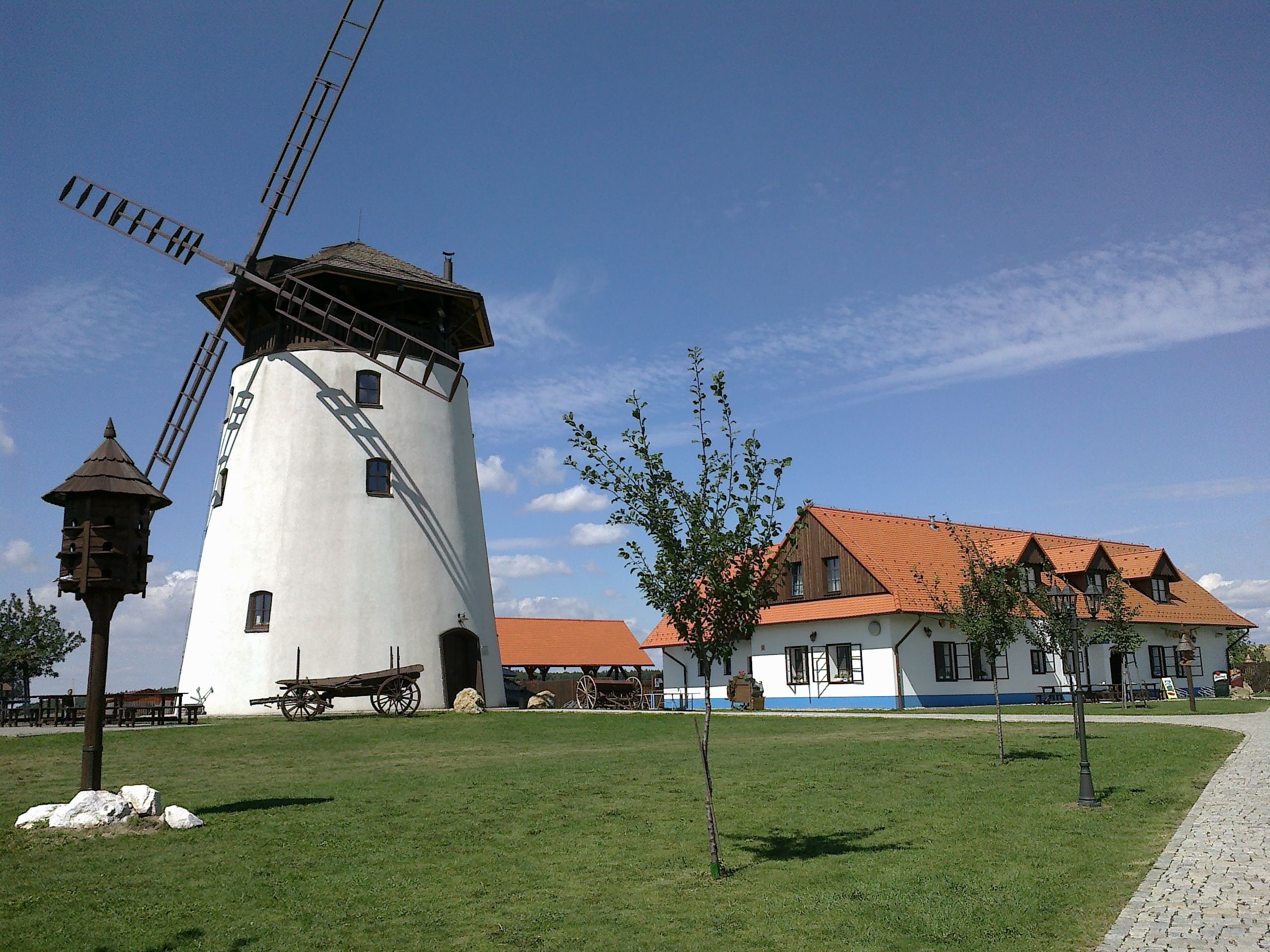 Restaurace Bukovanský mlýn foto 2