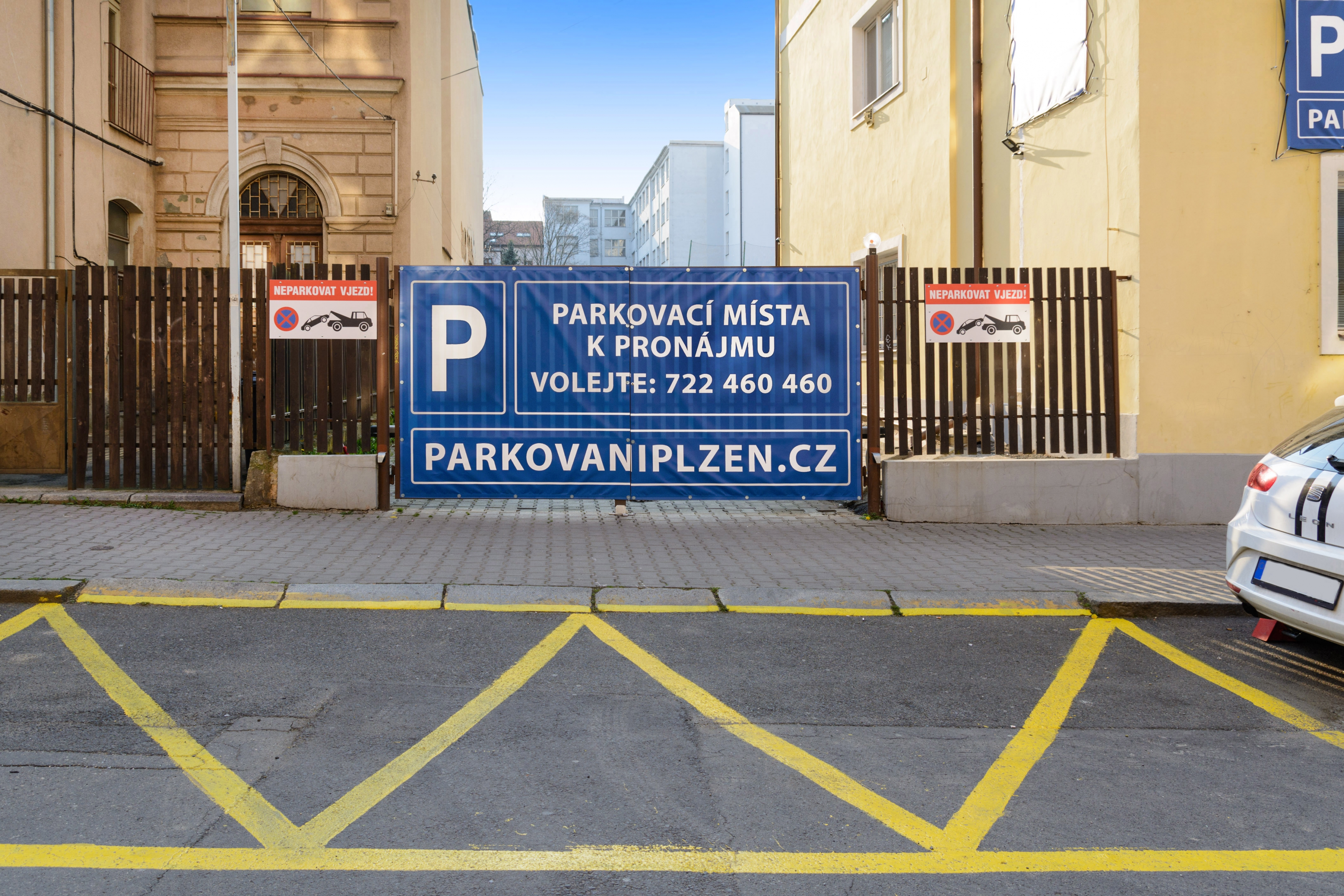 Parkoviště Ressslova - Parkovaniplzen.cz foto 3