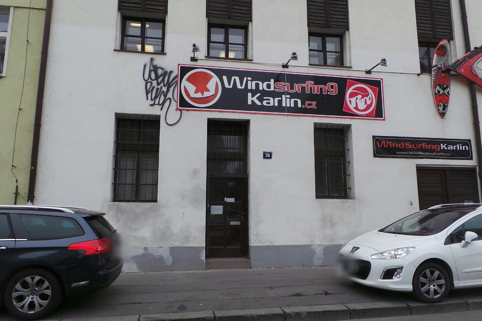 Ing. Jaroslav Trojan - RESTR střešní pláště