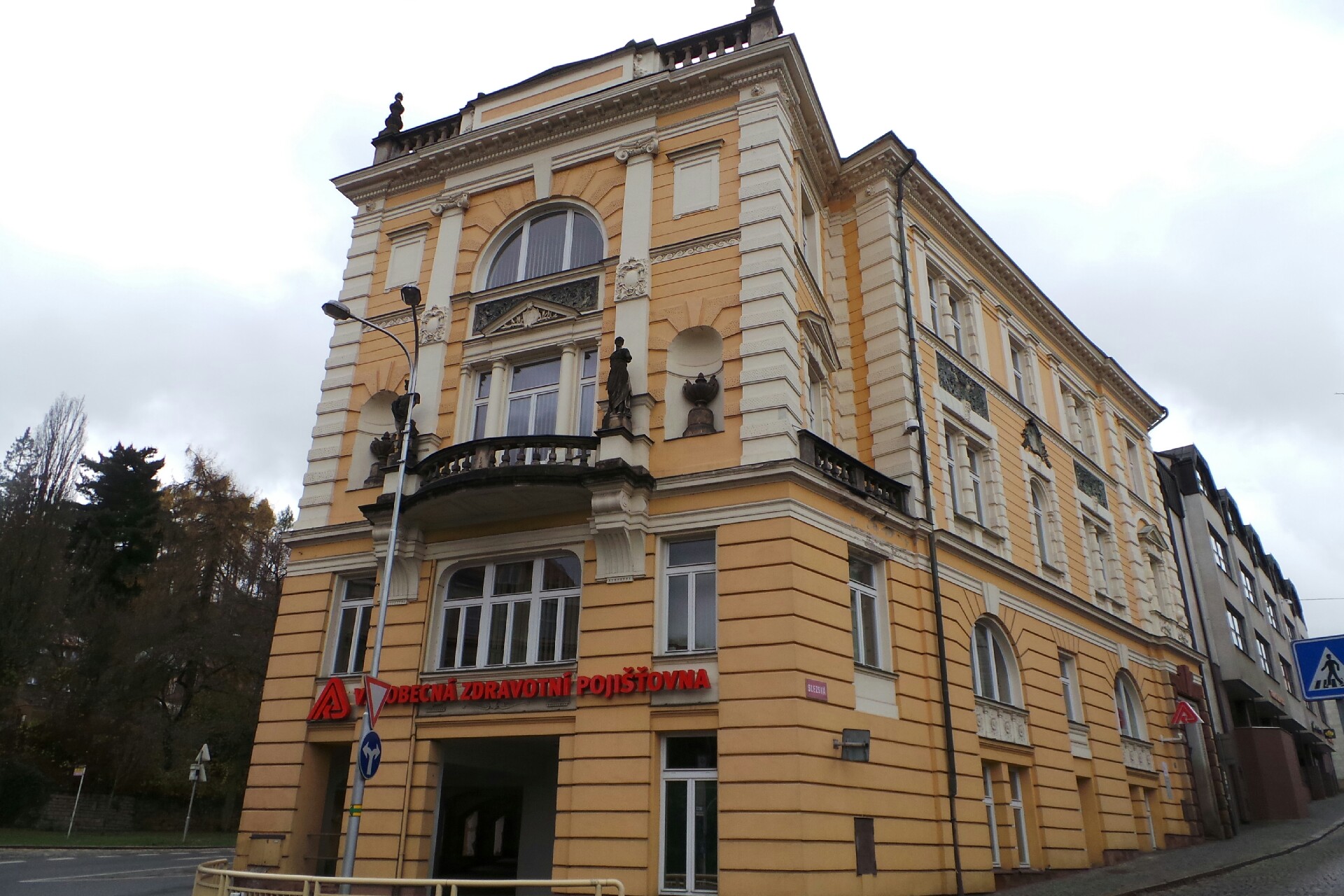 Všeobecná zdravotní pojišťovna České republiky