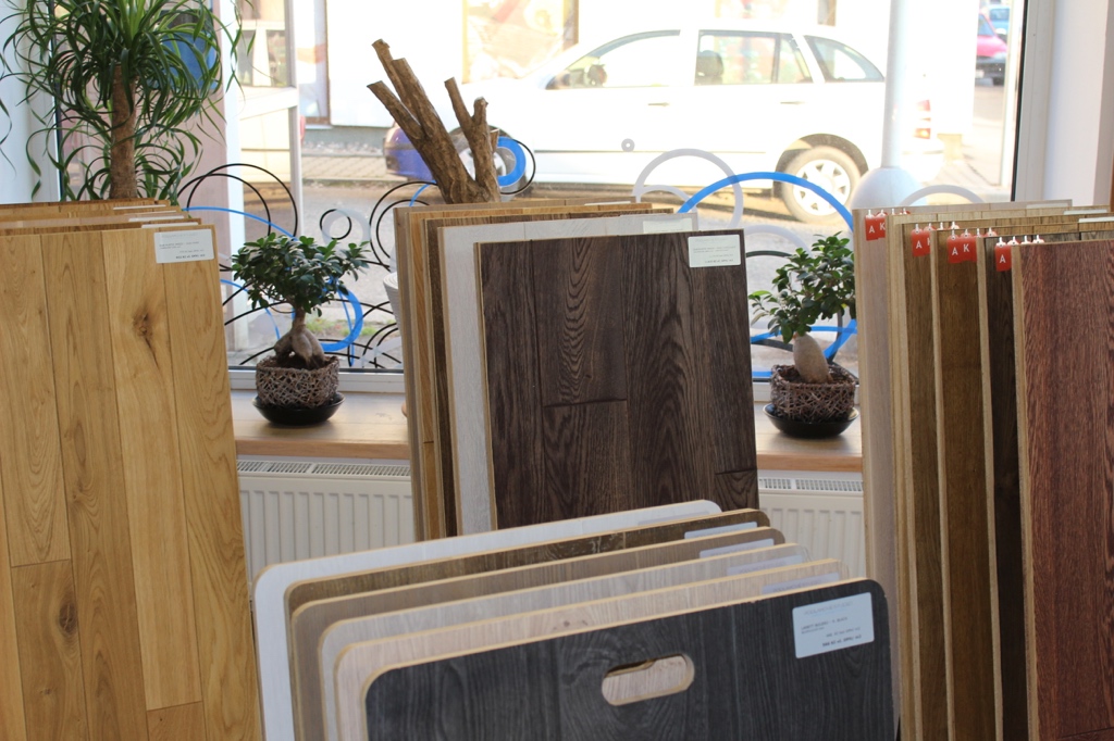 PODLAHY ROZŠAFNÝ foto 2