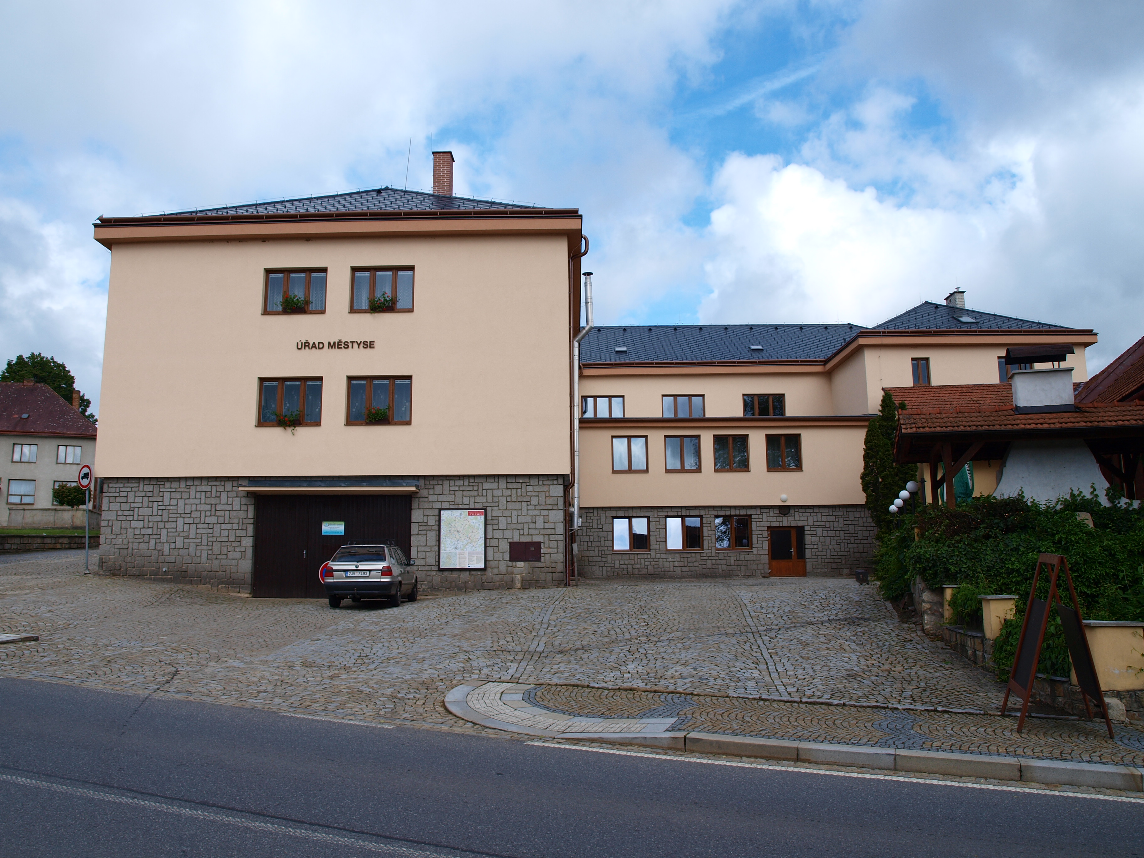Mrákotín - úřad městyse
