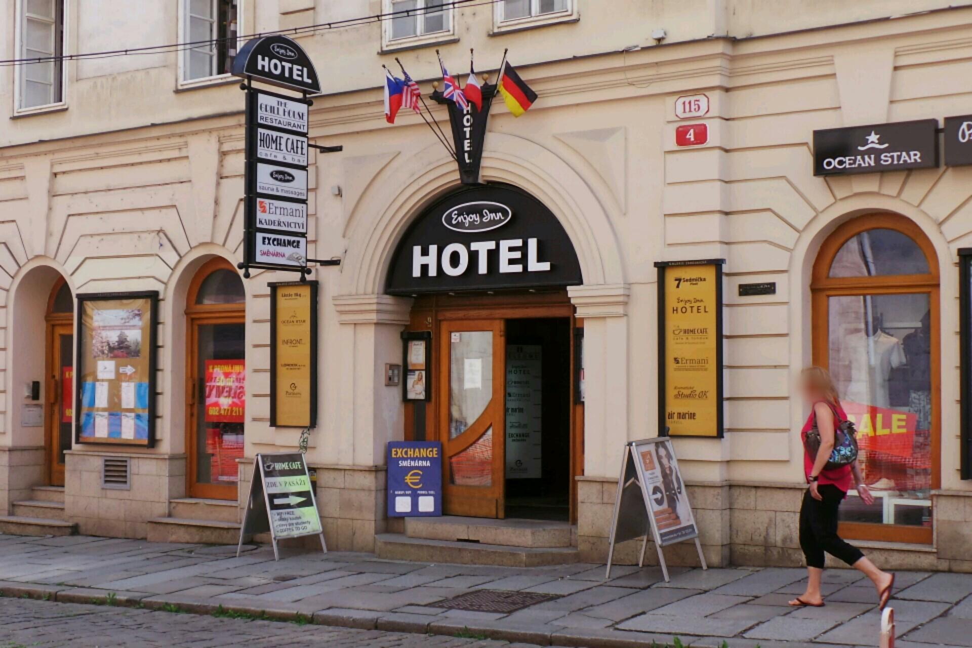 Enjoy Inn Hotel foto 1