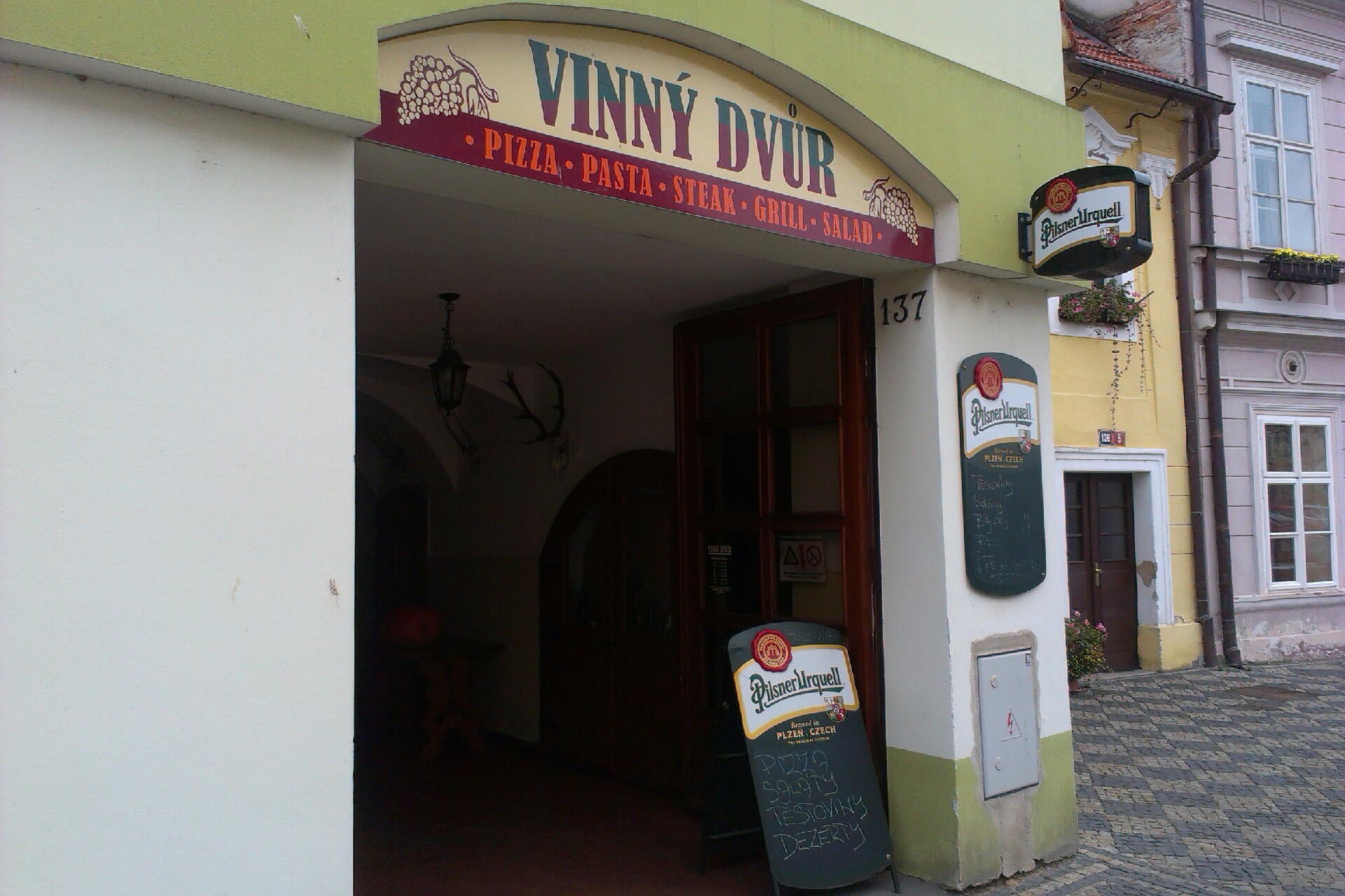 Restaurace Vinný dvůr