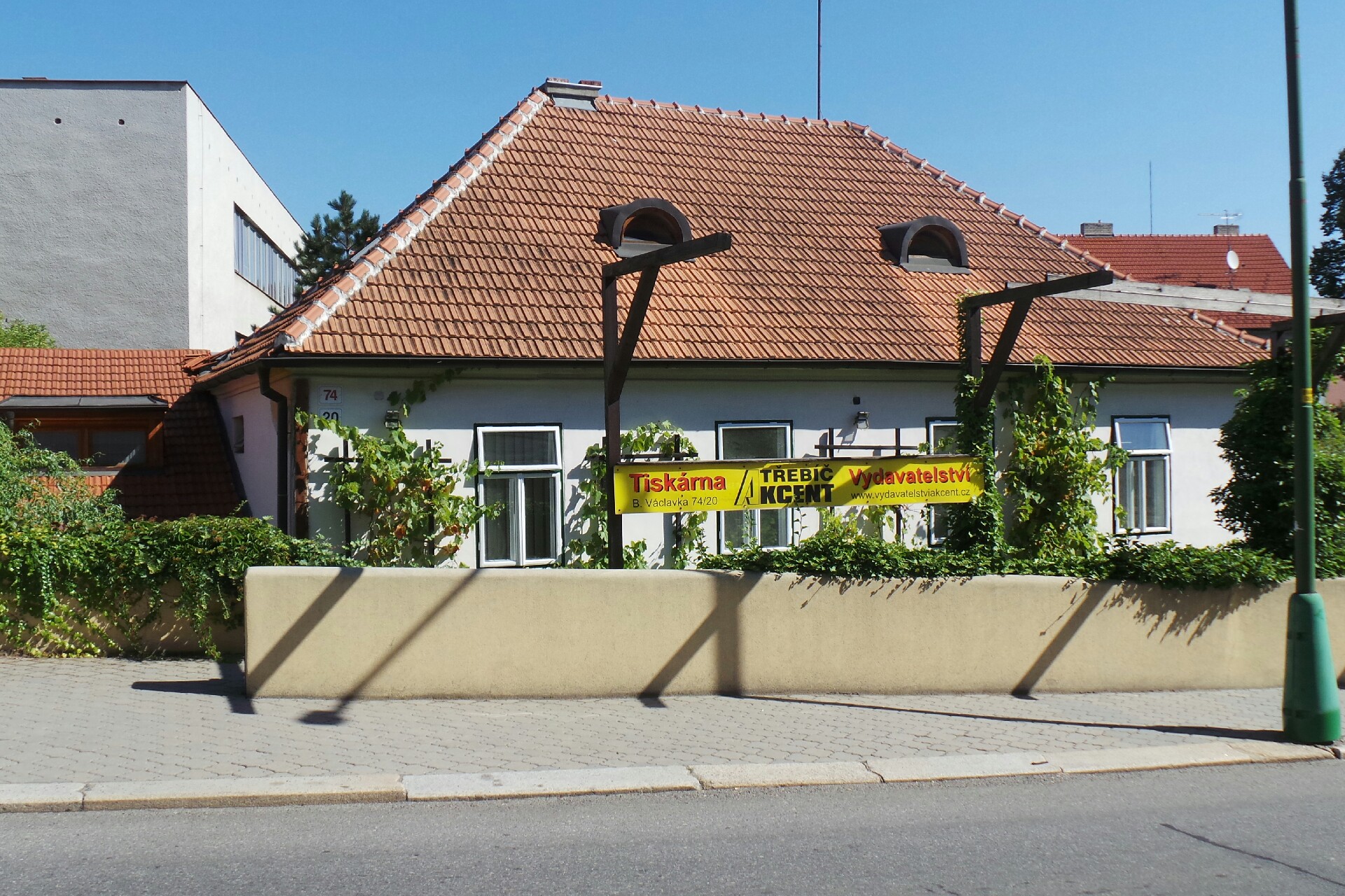 AKCENT, spol. s r.o.